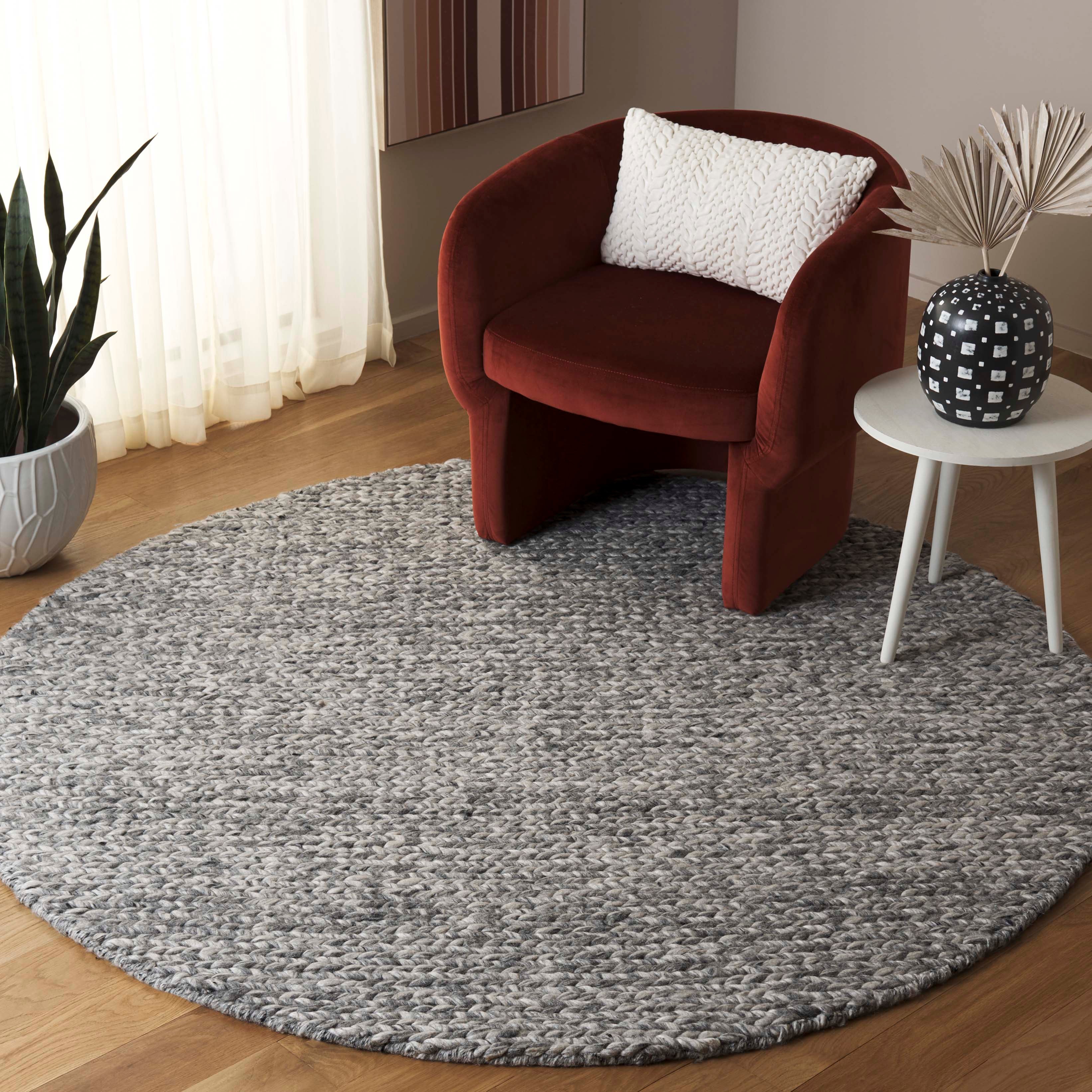 GREY / IVORY