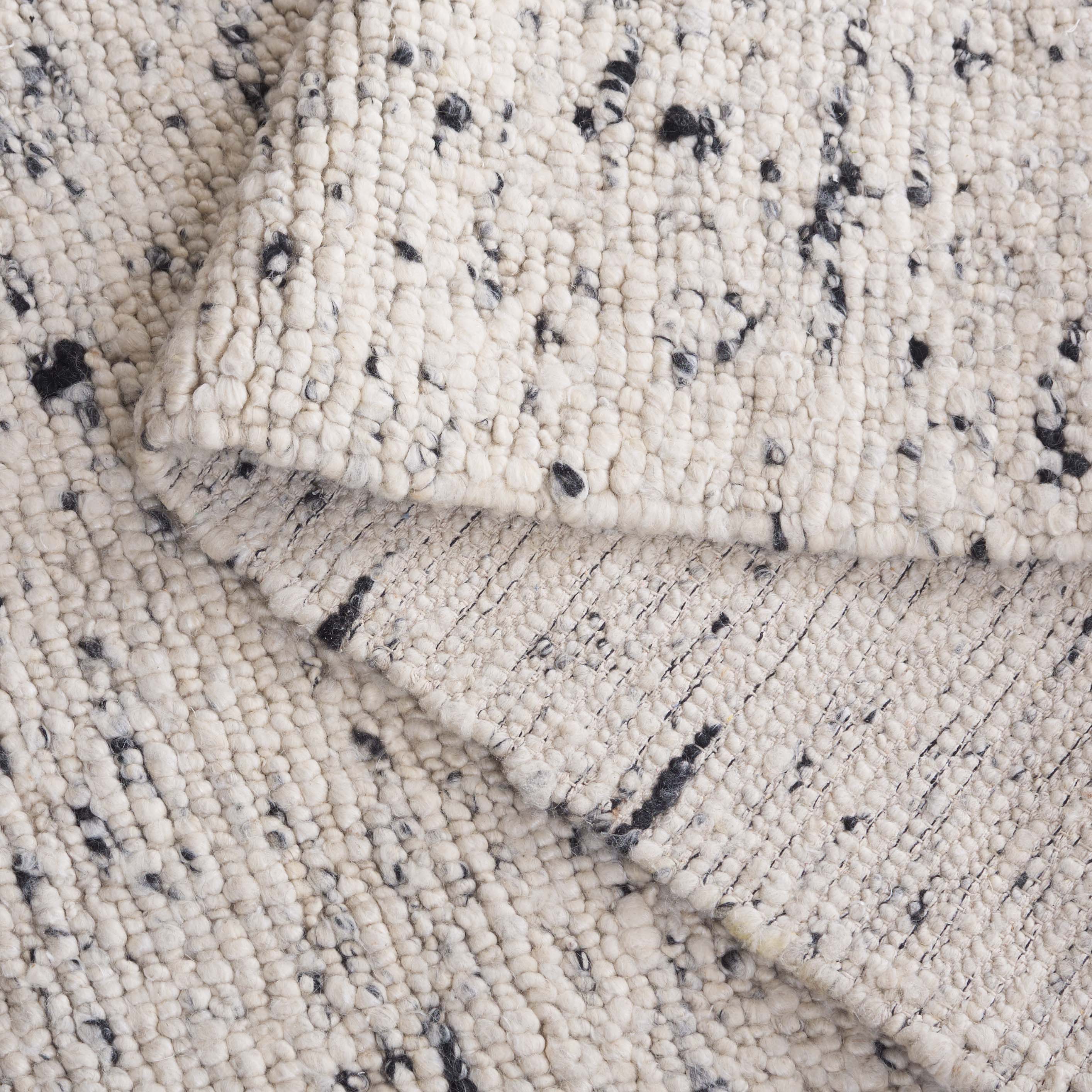 LIGHT GREY / IVORY