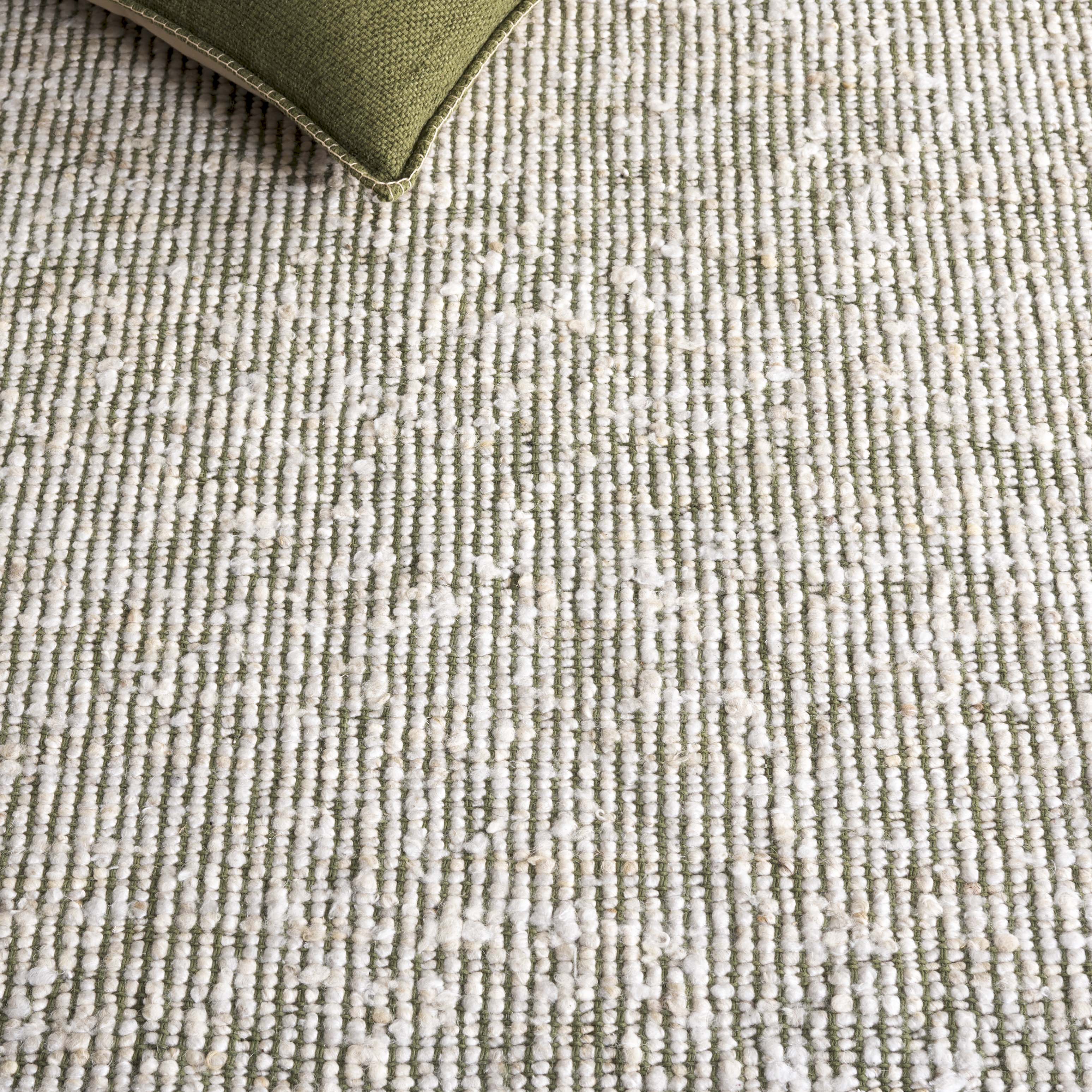 GREEN / IVORY