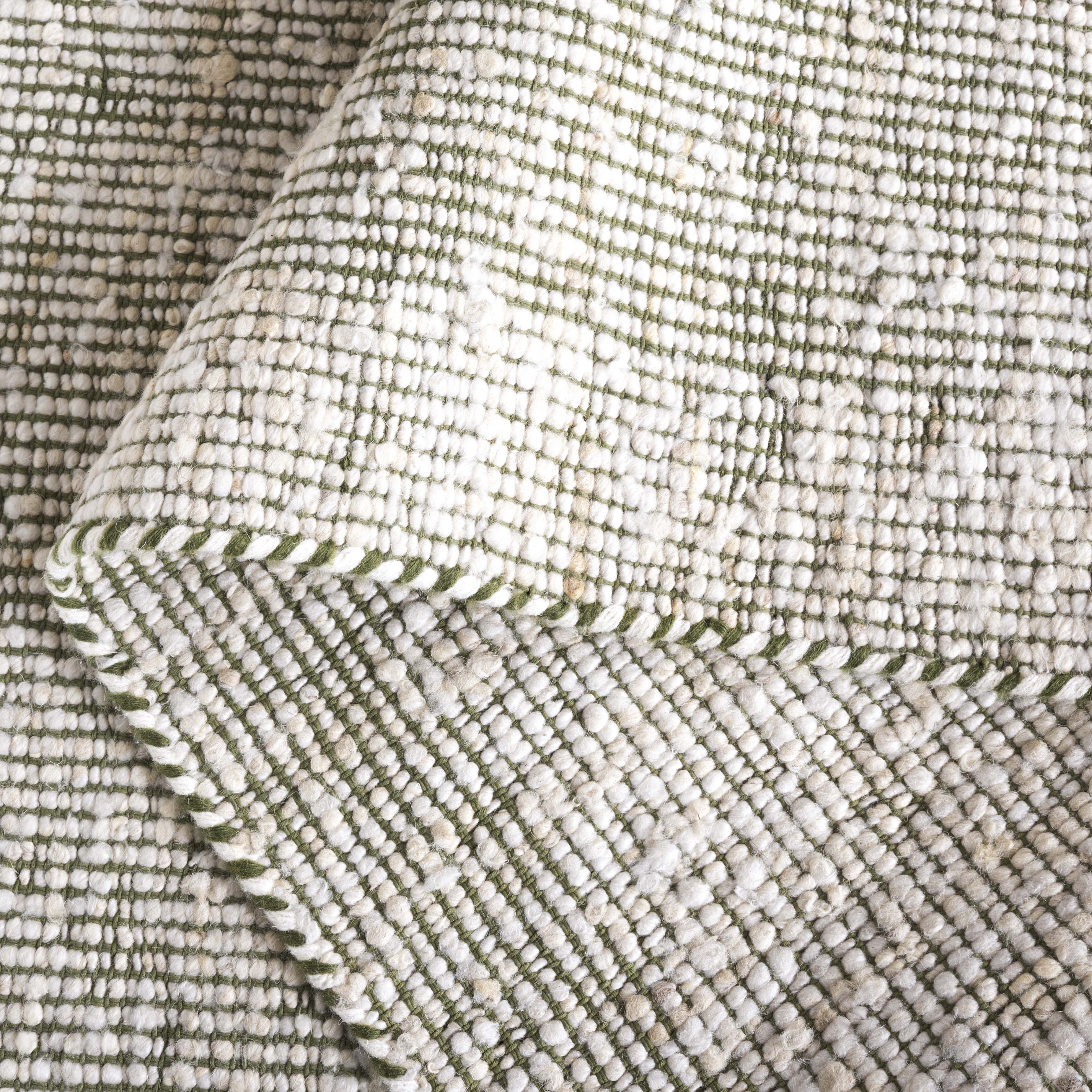 GREEN / IVORY