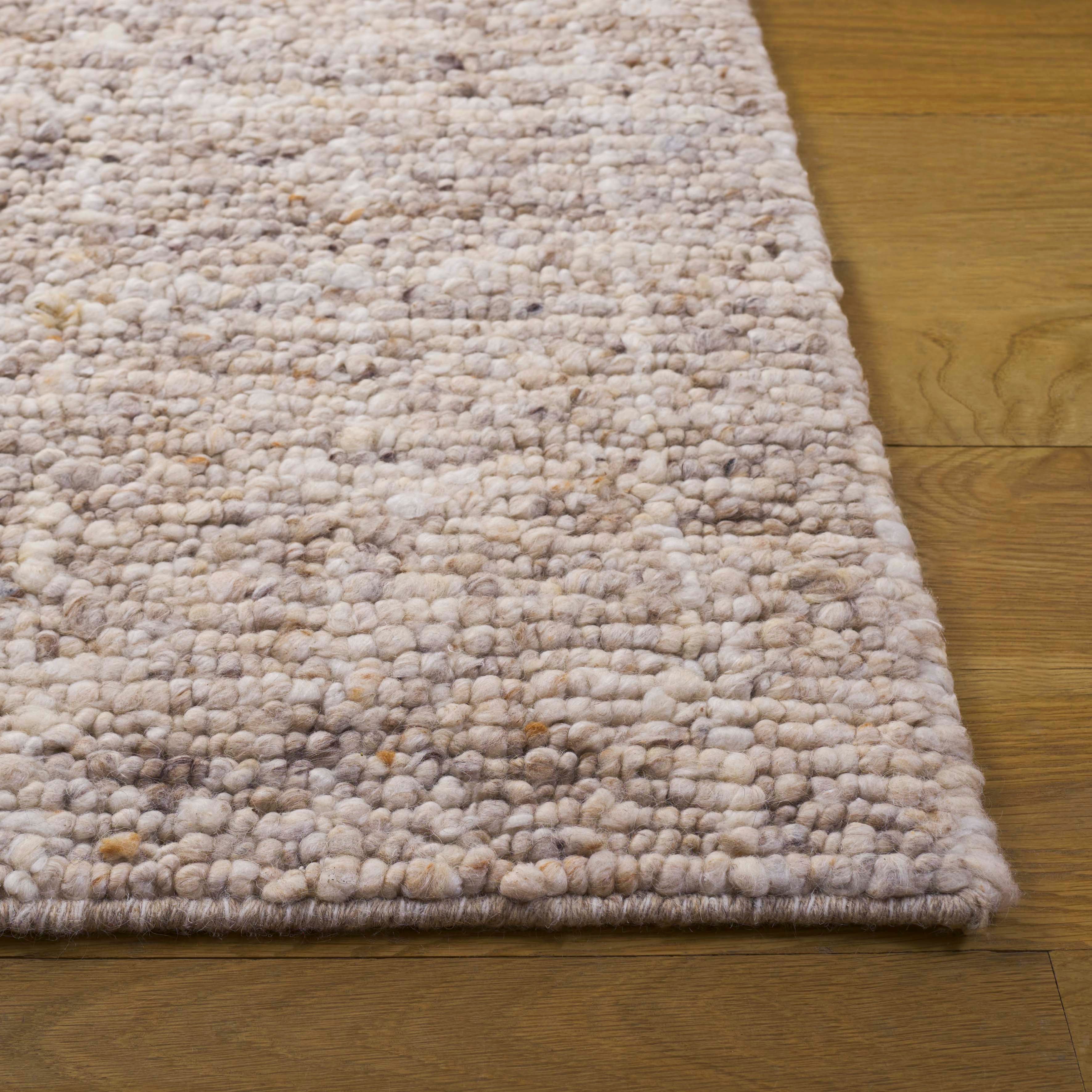 BEIGE / IVORY