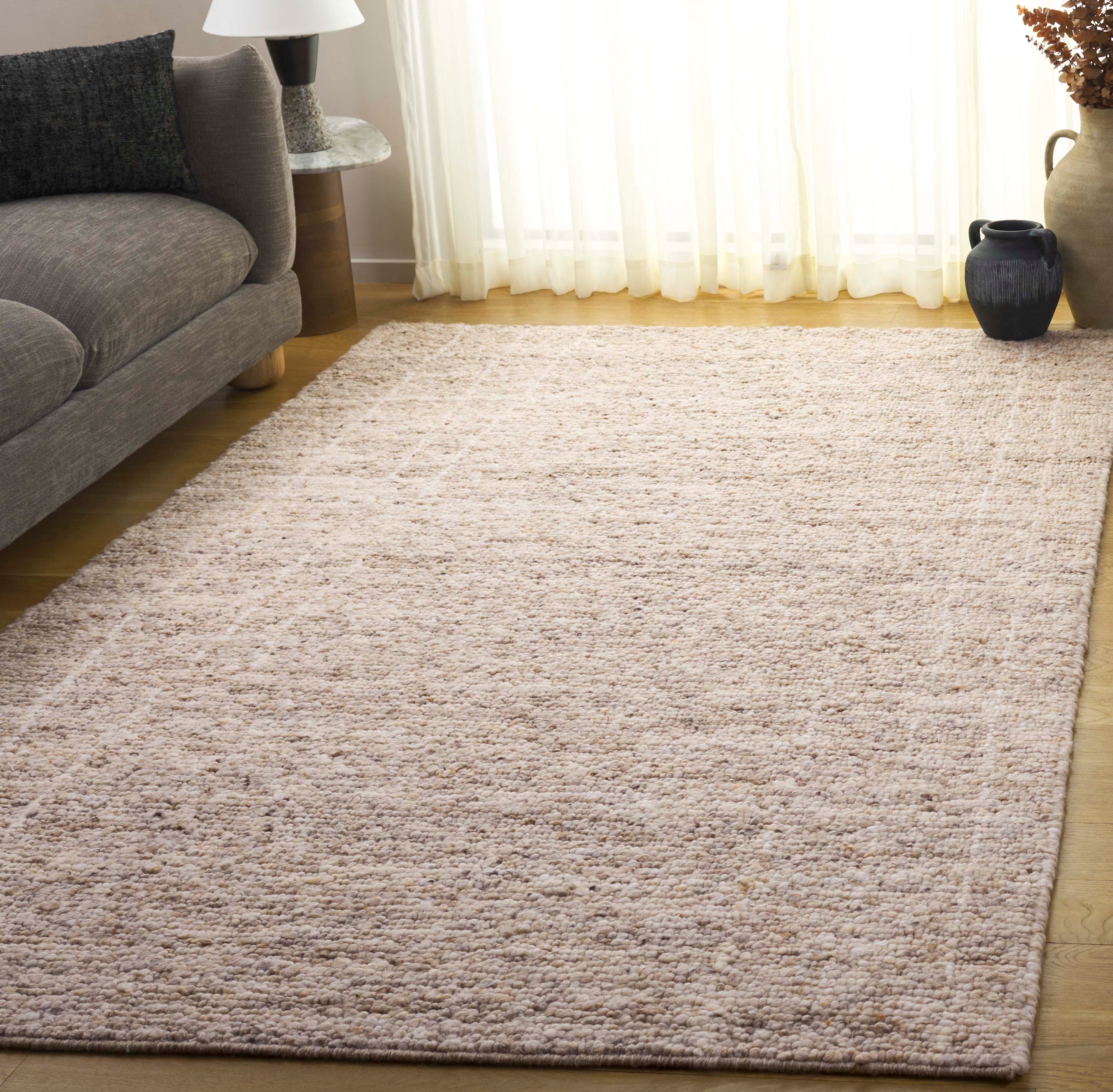 BEIGE / IVORY