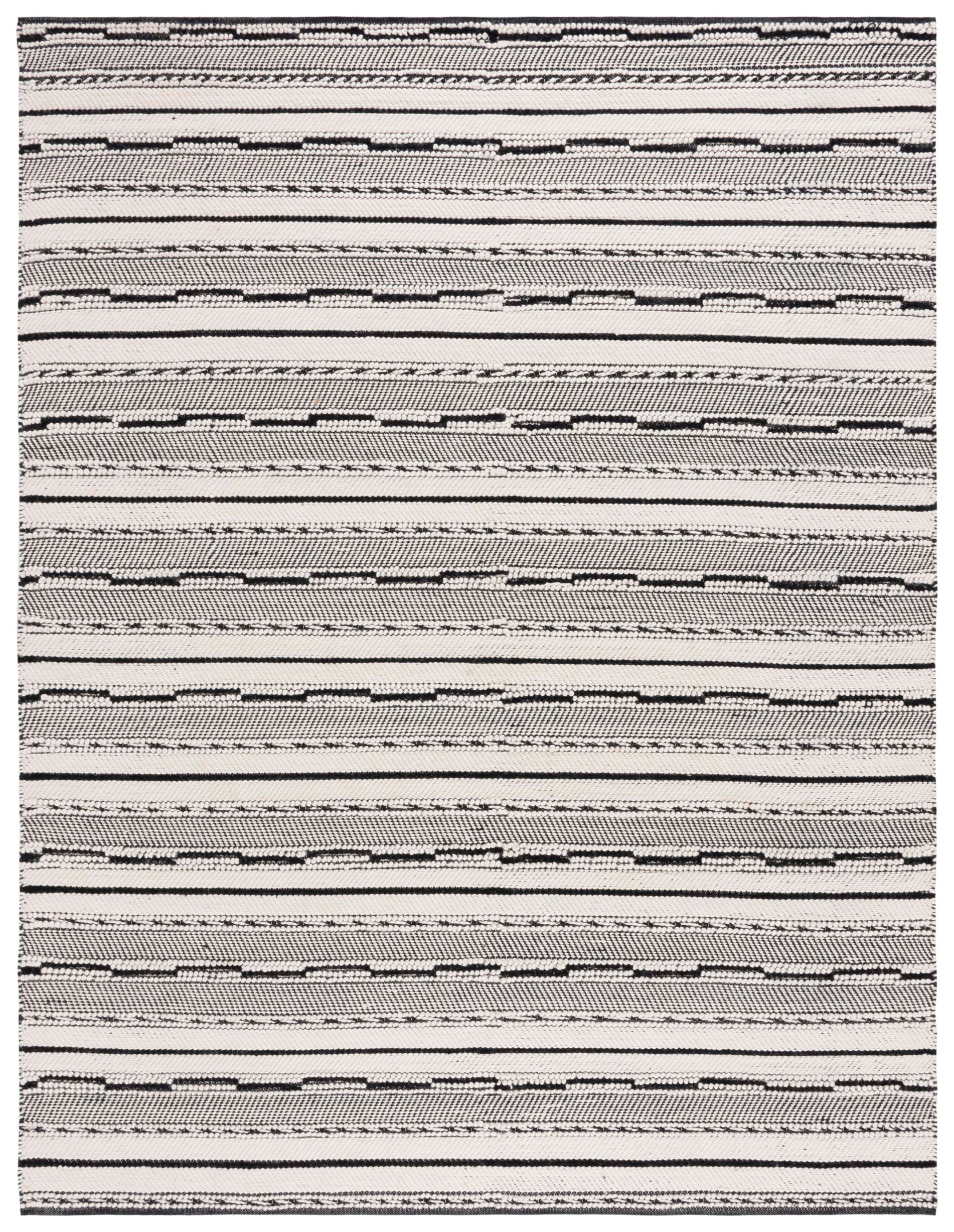 BLACK / IVORY