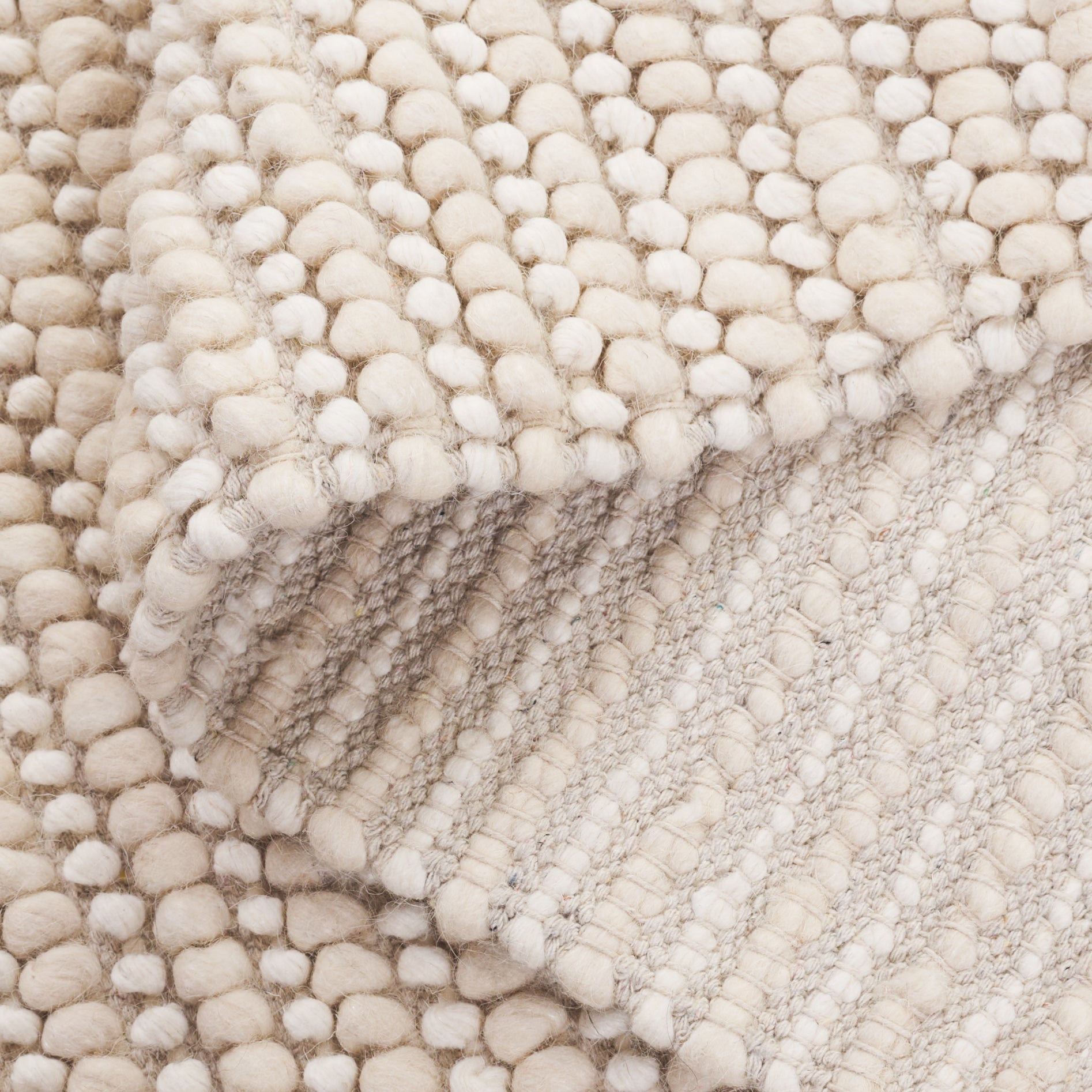 BEIGE / IVORY