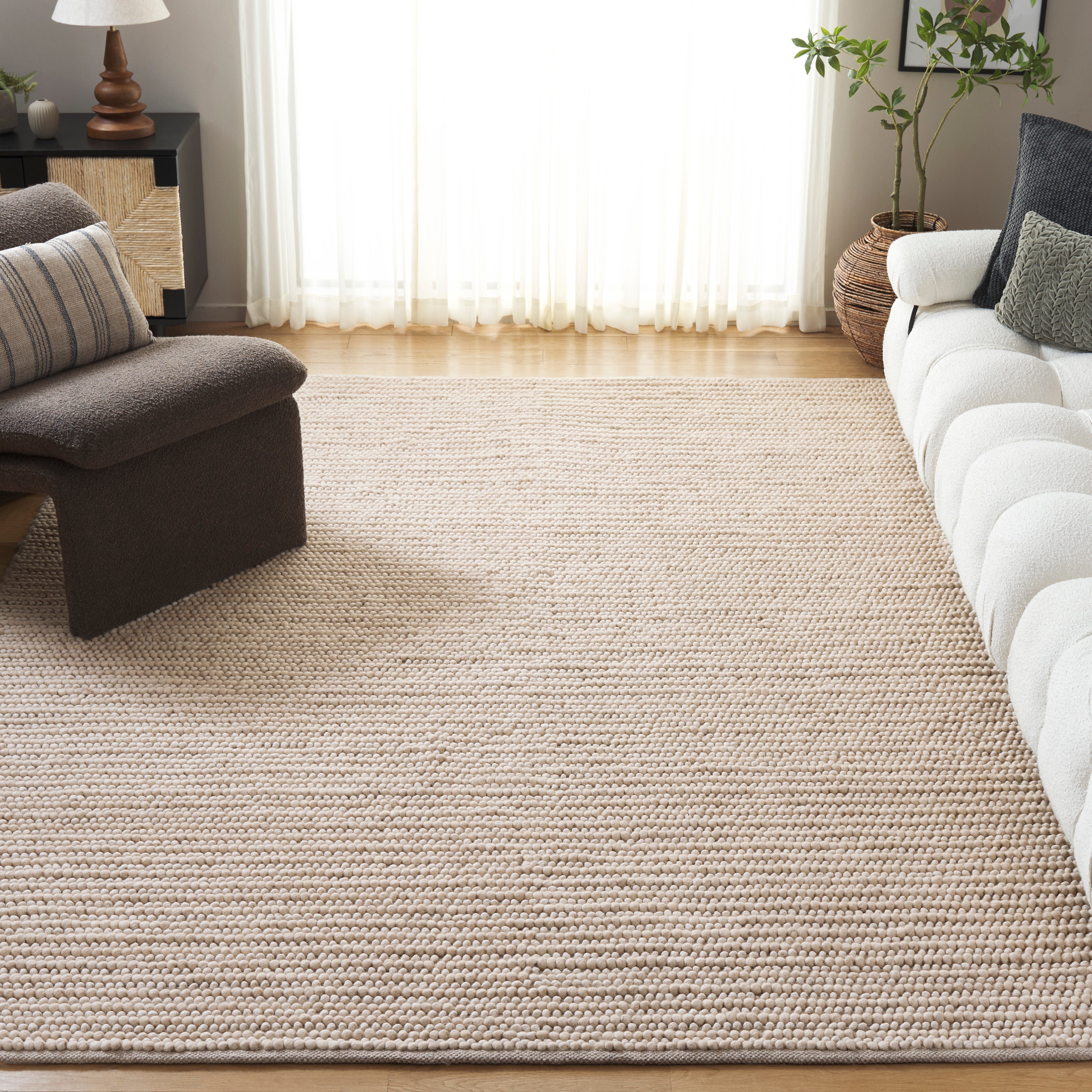 BEIGE / IVORY