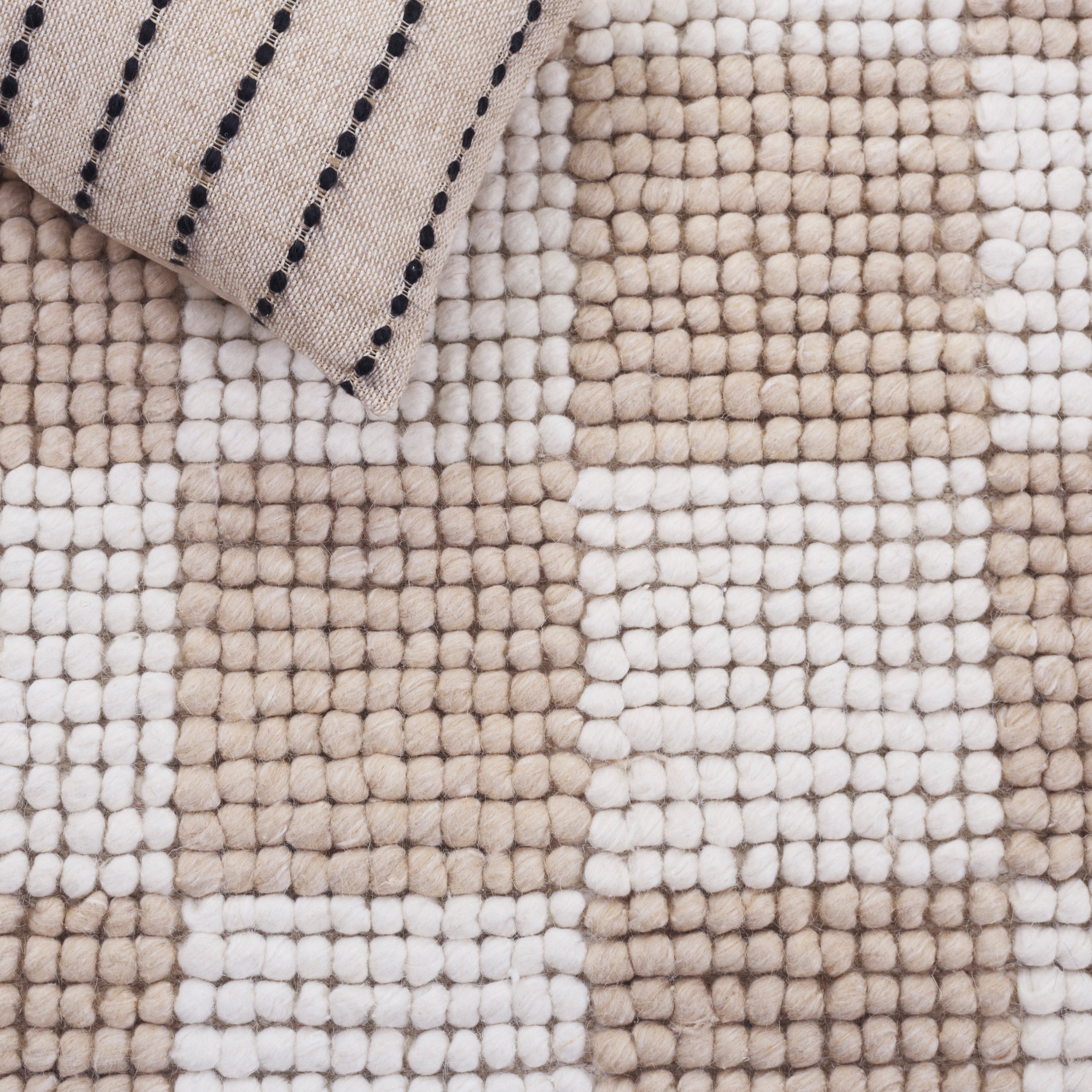 TAUPE / IVORY