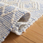 IVORY / BLUE