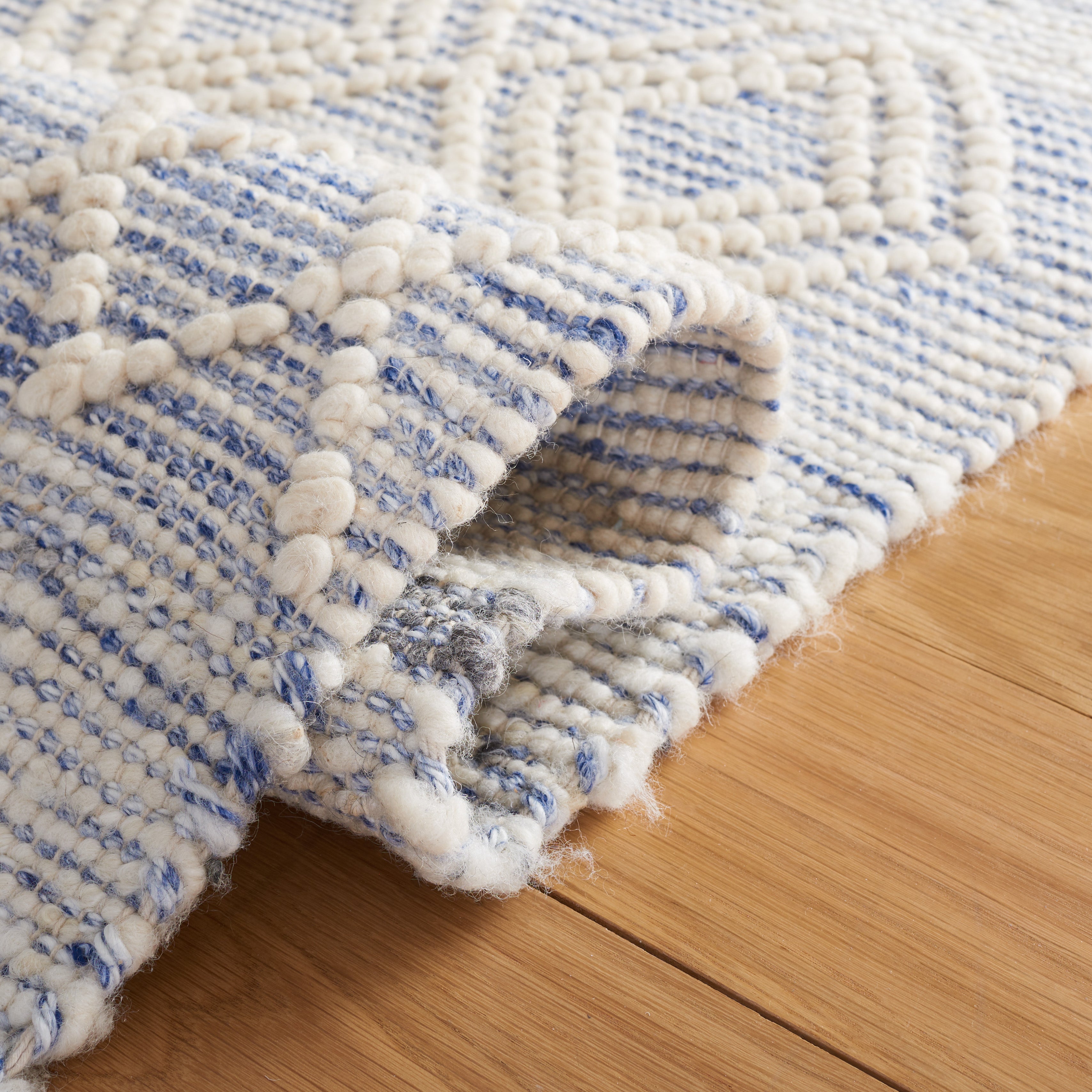 IVORY / BLUE