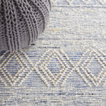 IVORY / BLUE