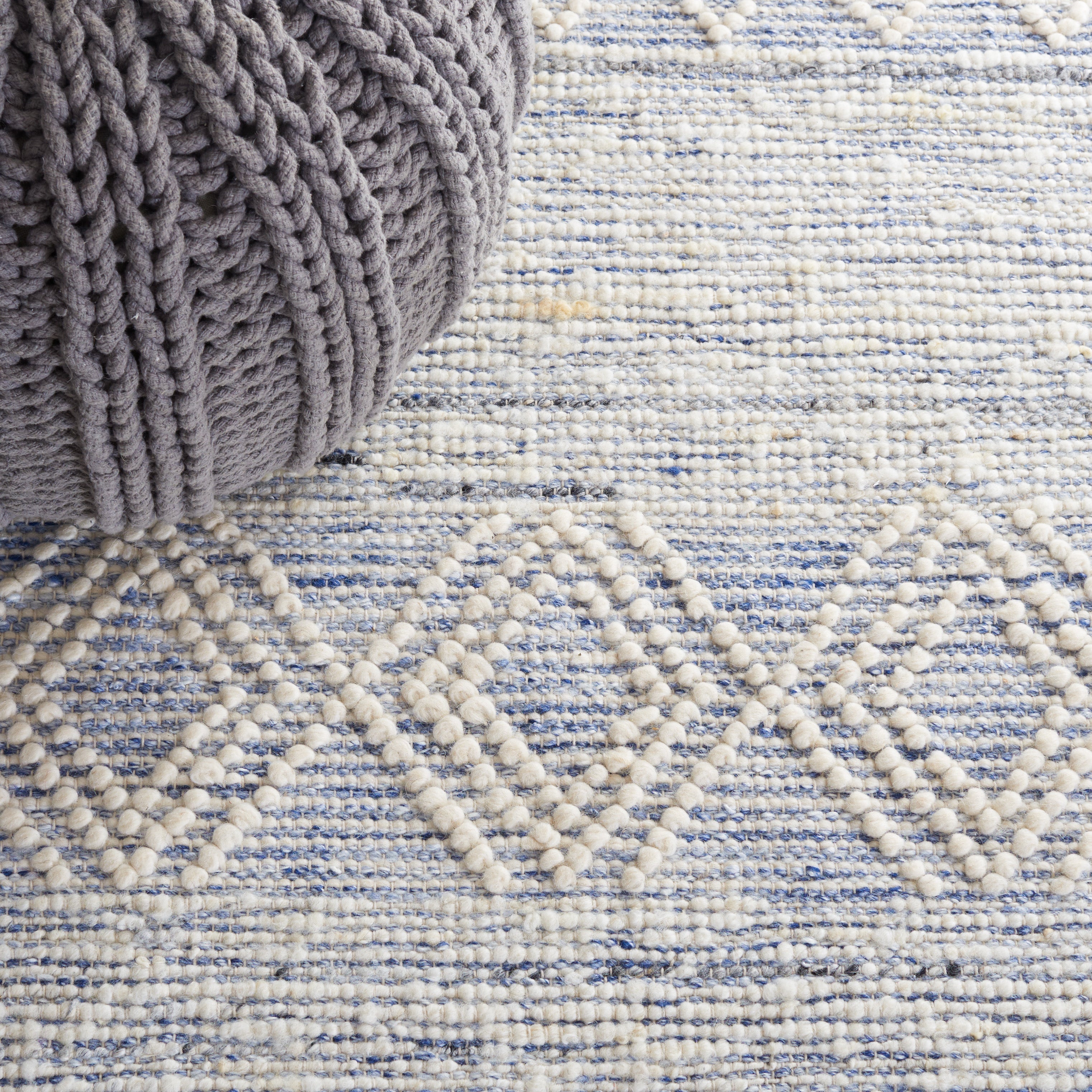 IVORY / BLUE