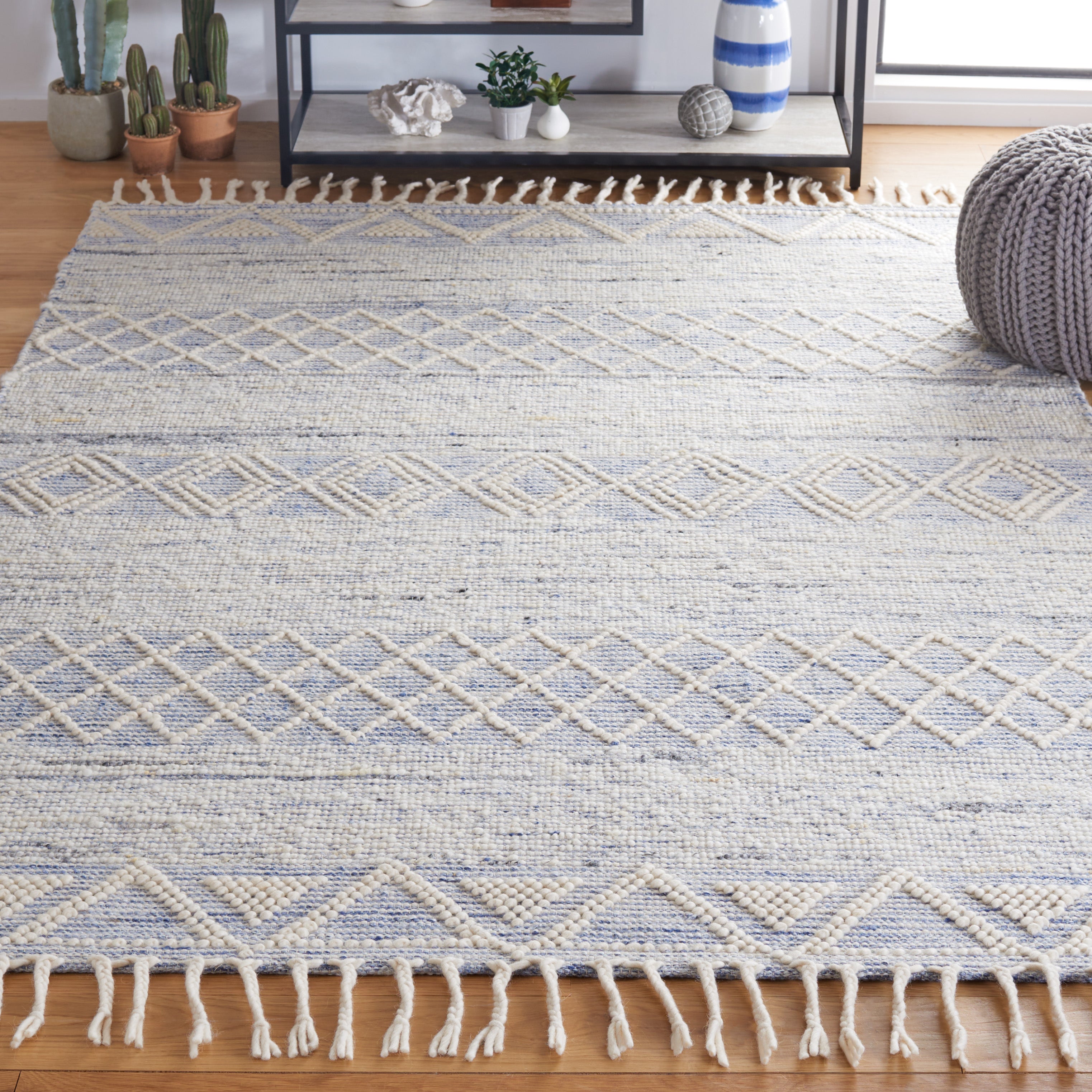 IVORY / BLUE