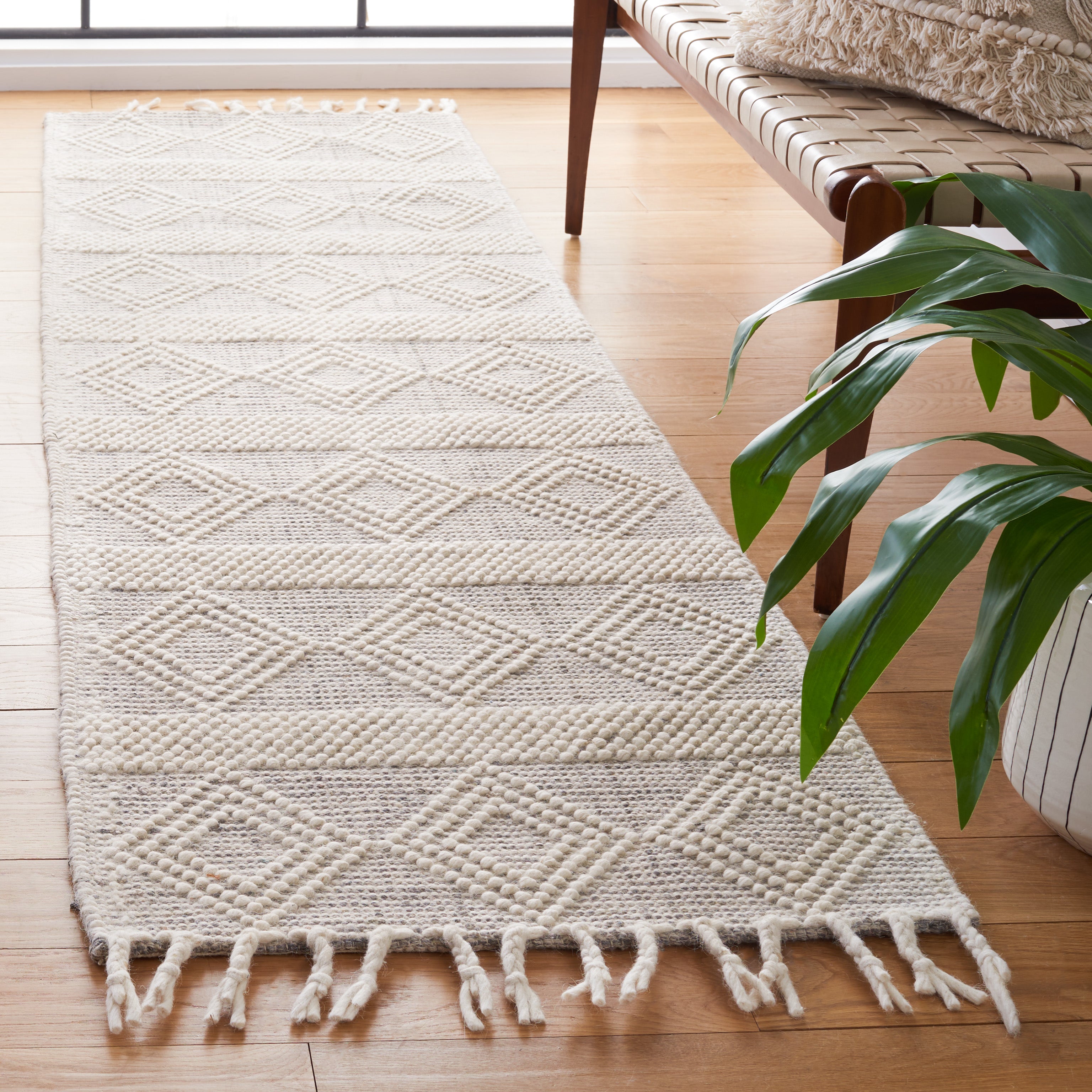 IVORY / BEIGE