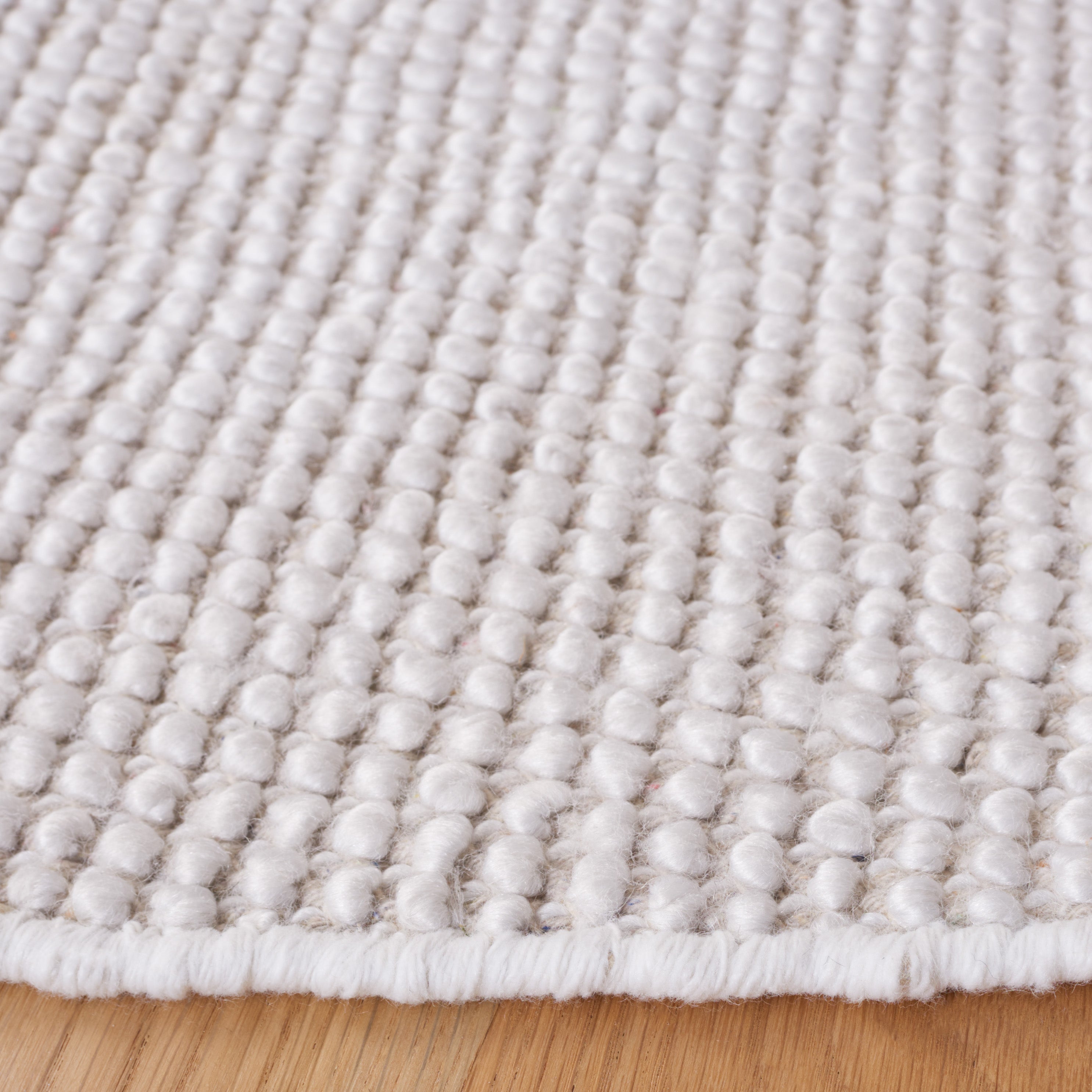 IVORY / BEIGE