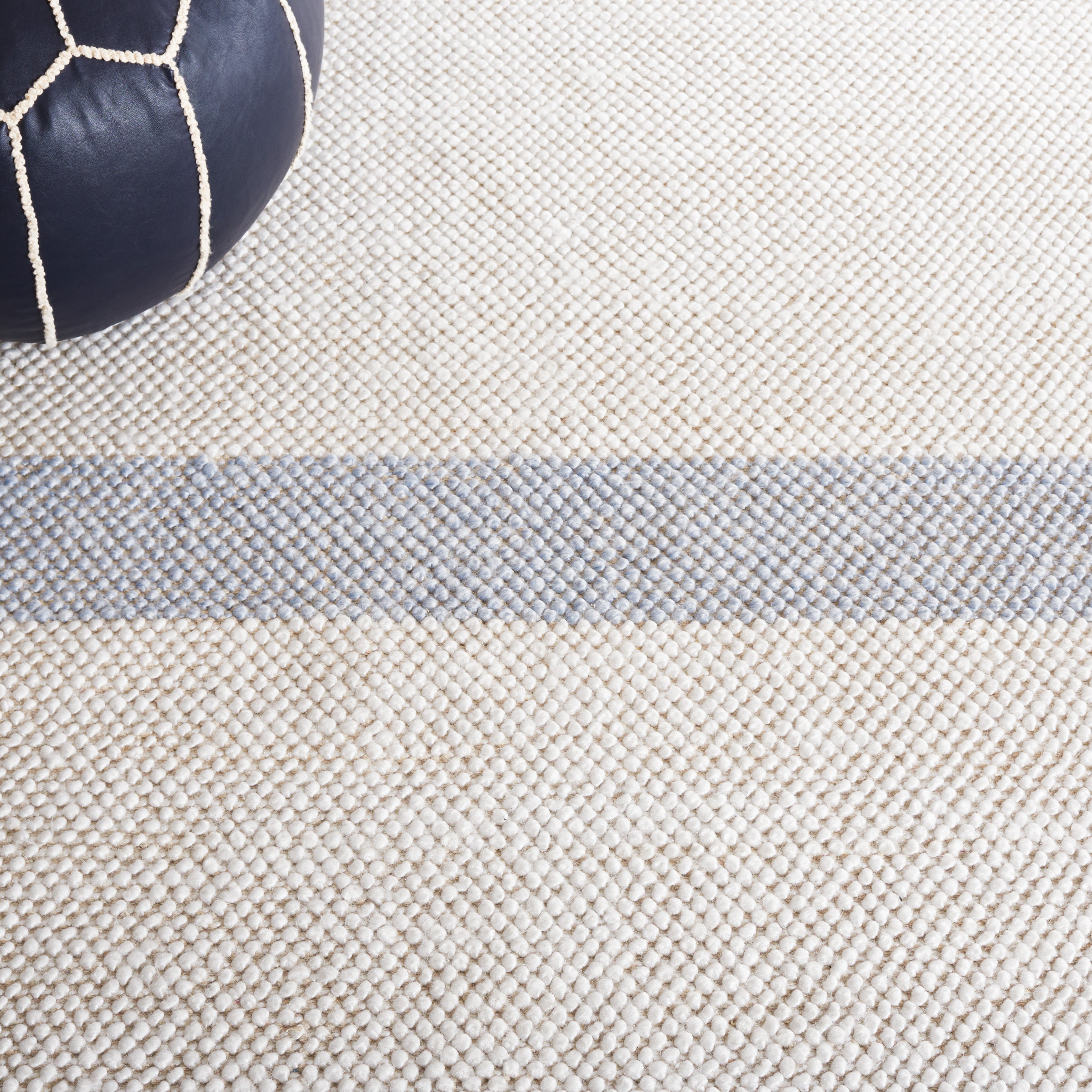 IVORY / LIGHT BLUE