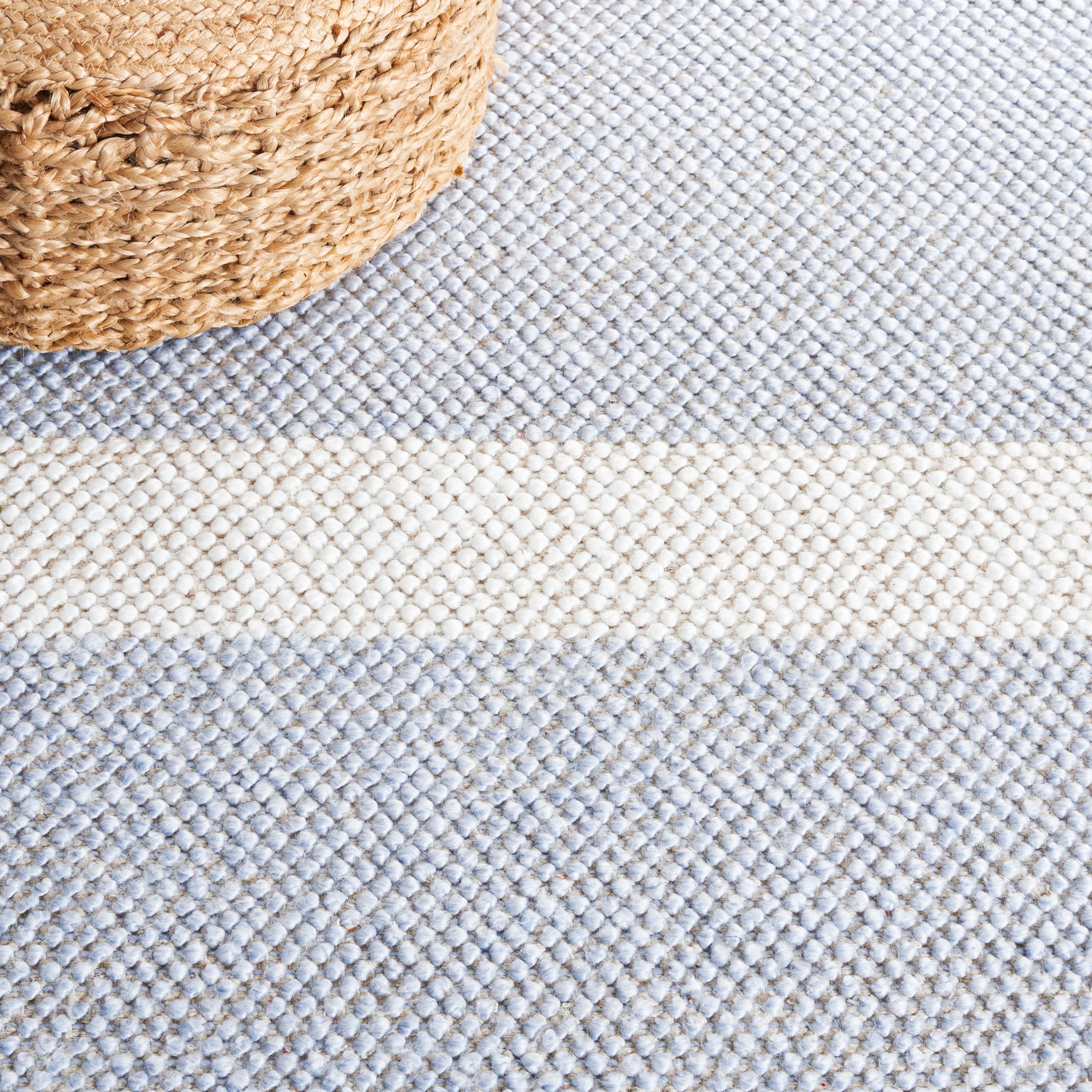 LIGHT BLUE / IVORY