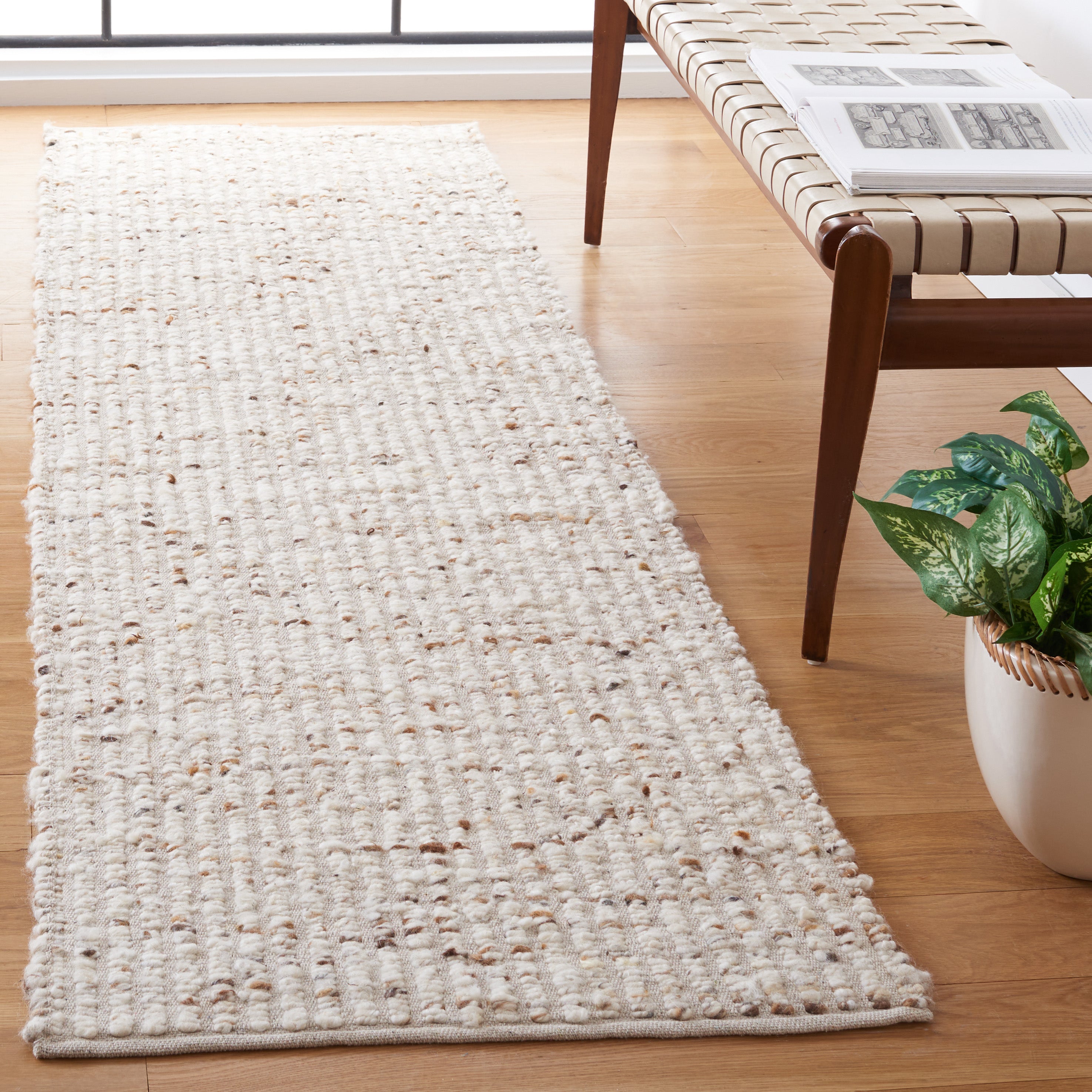 IVORY / BEIGE