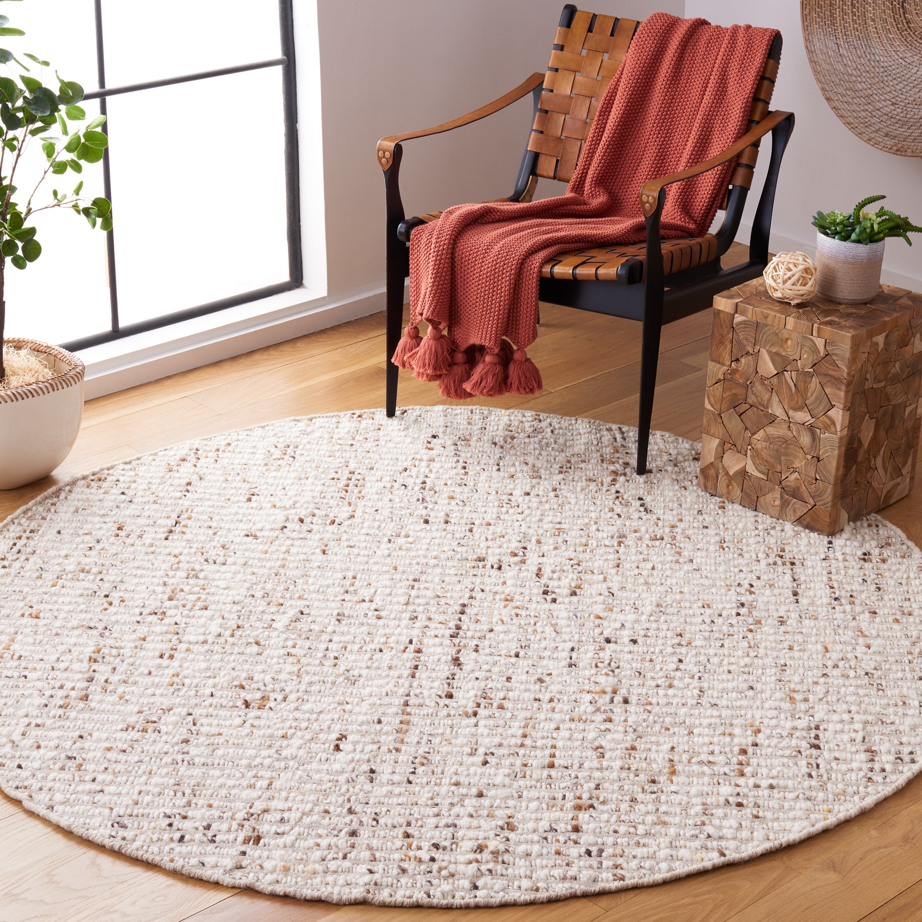 IVORY / BEIGE