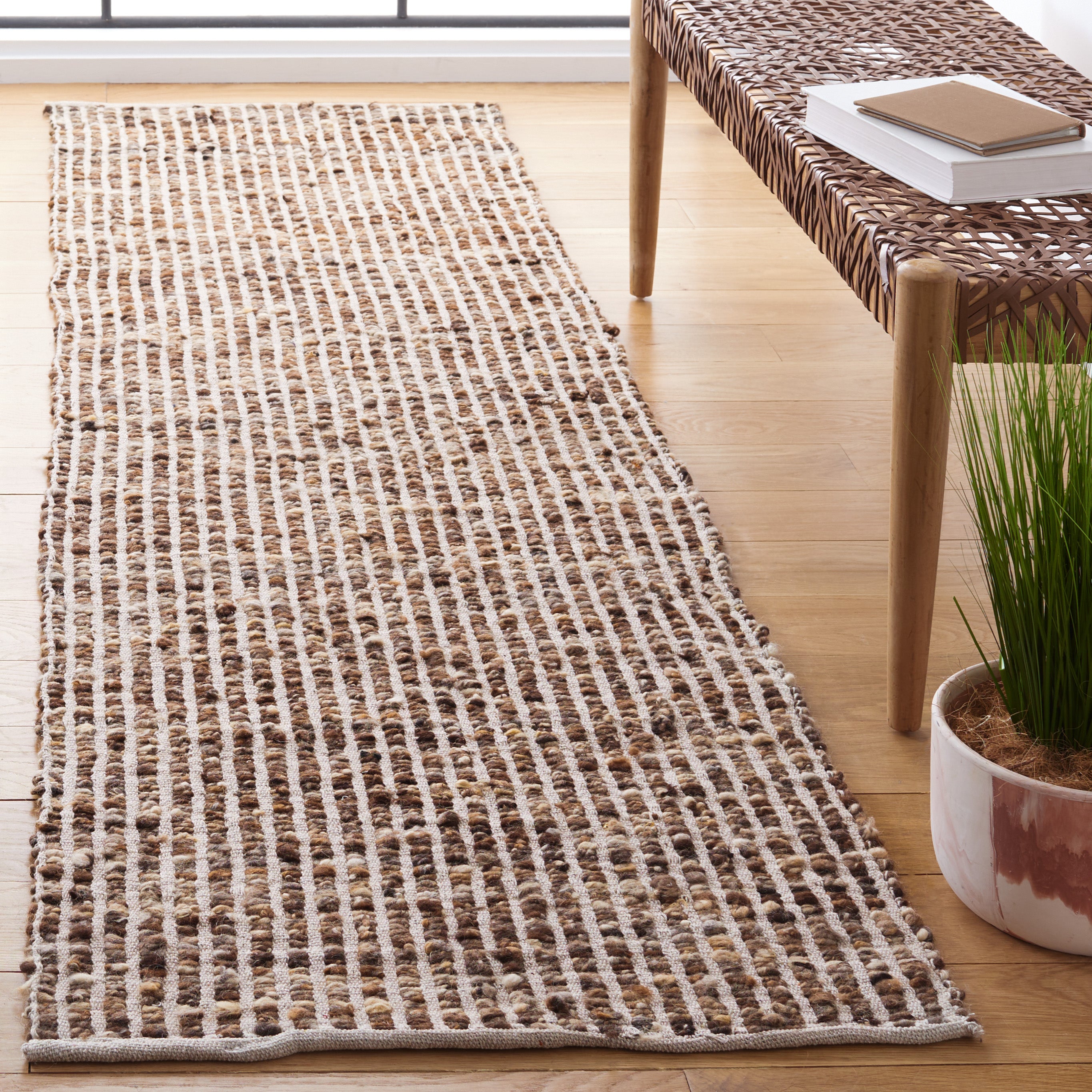 IVORY / TAUPE