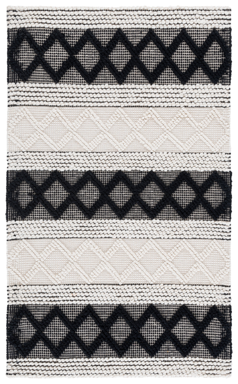 IVORY / BLACK