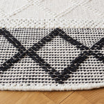 IVORY / BLACK