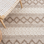 IVORY / BROWN