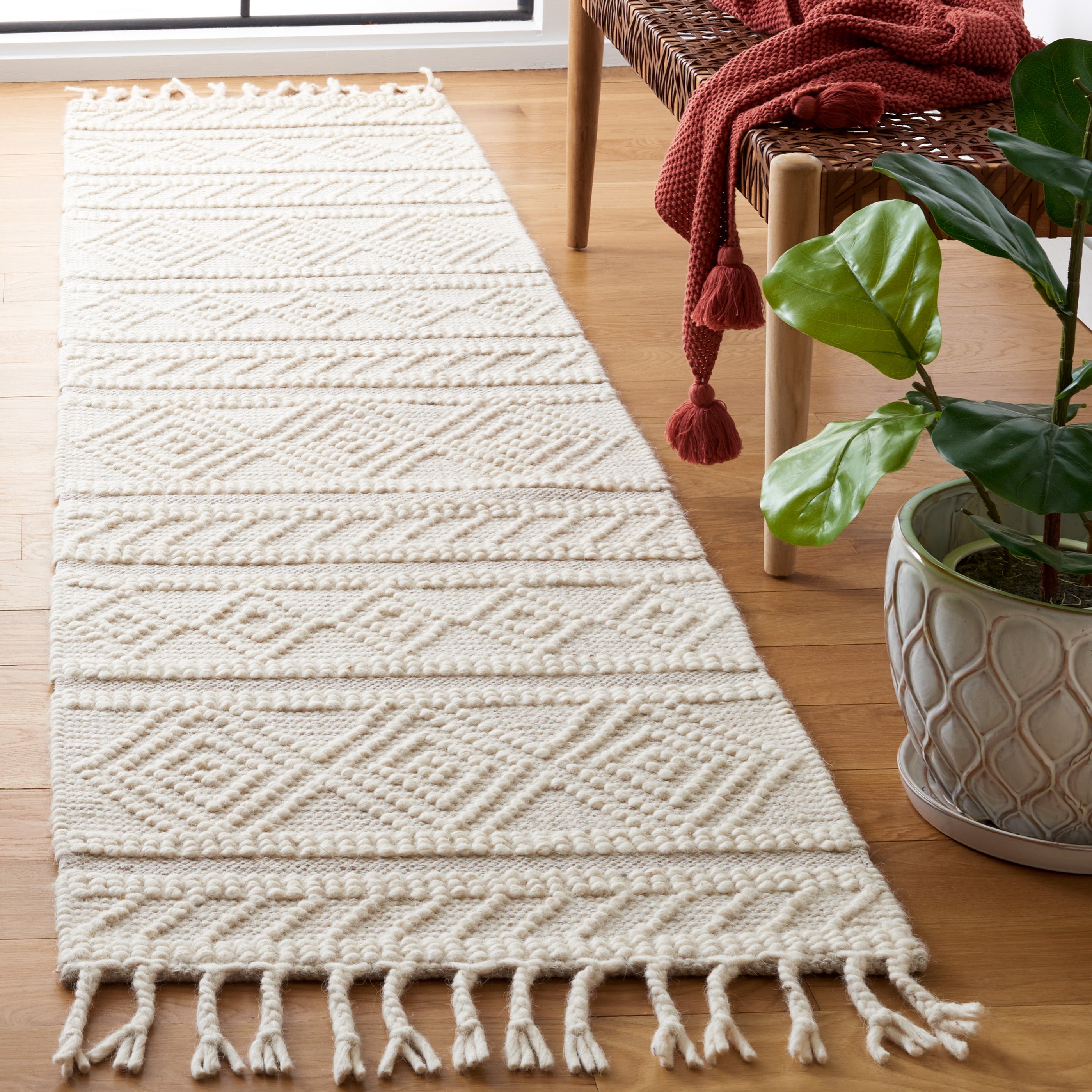 IVORY / BEIGE
