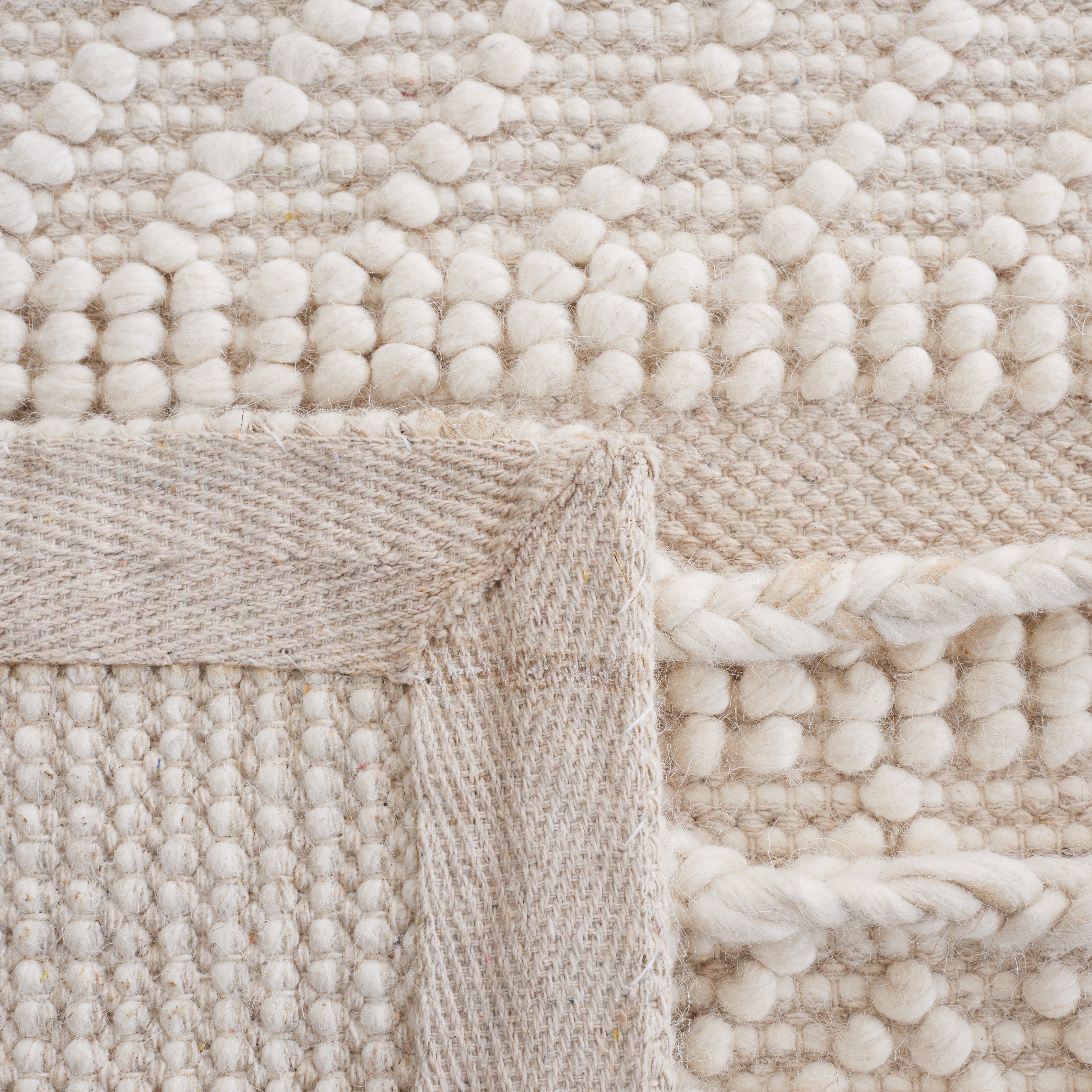 IVORY / BEIGE