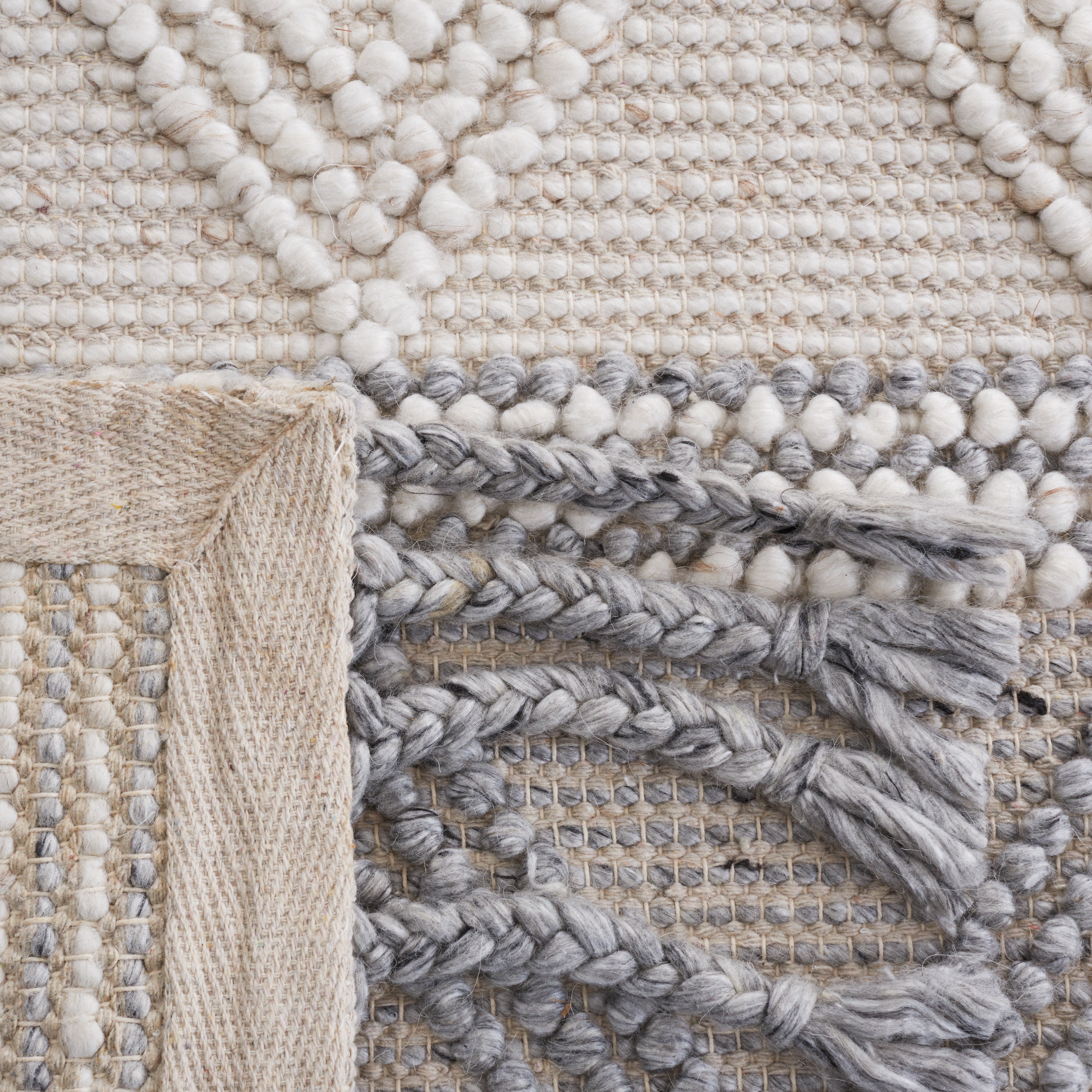 IVORY / GREY