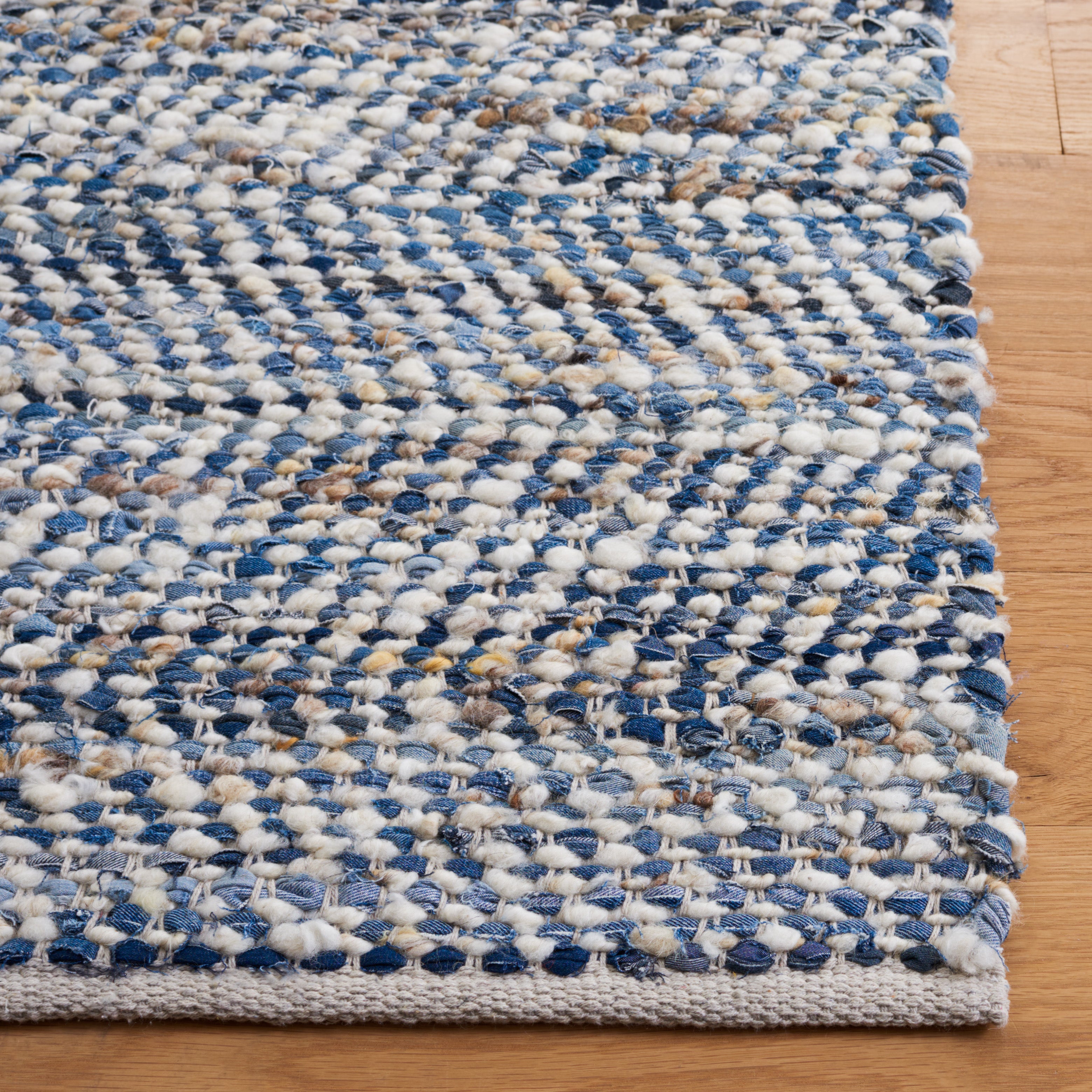 BLUE / IVORY