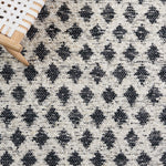 BEIGE / BLACK