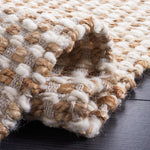 BEIGE / IVORY