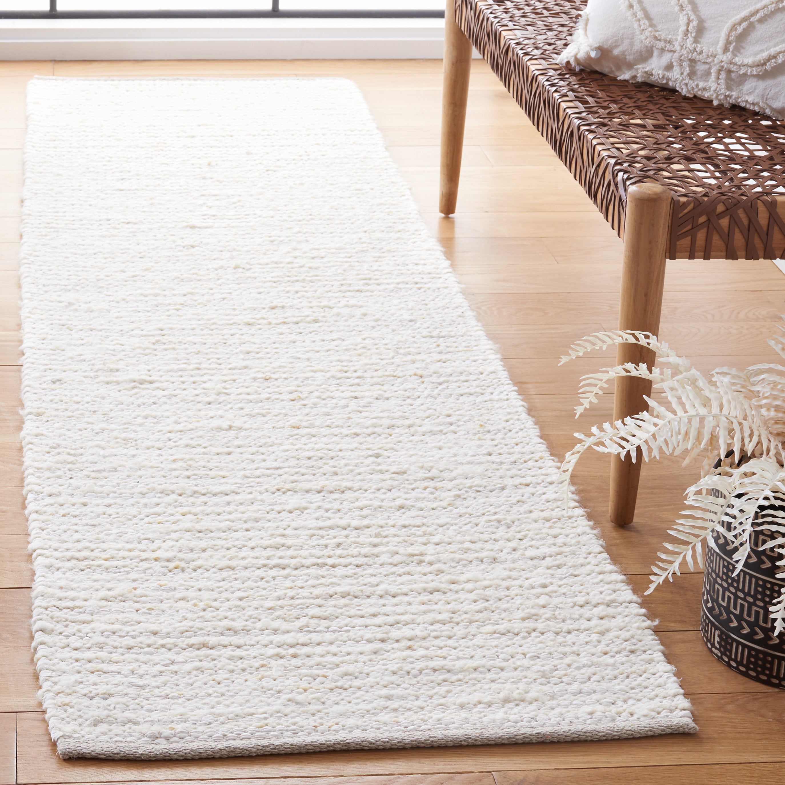 IVORY / BEIGE
