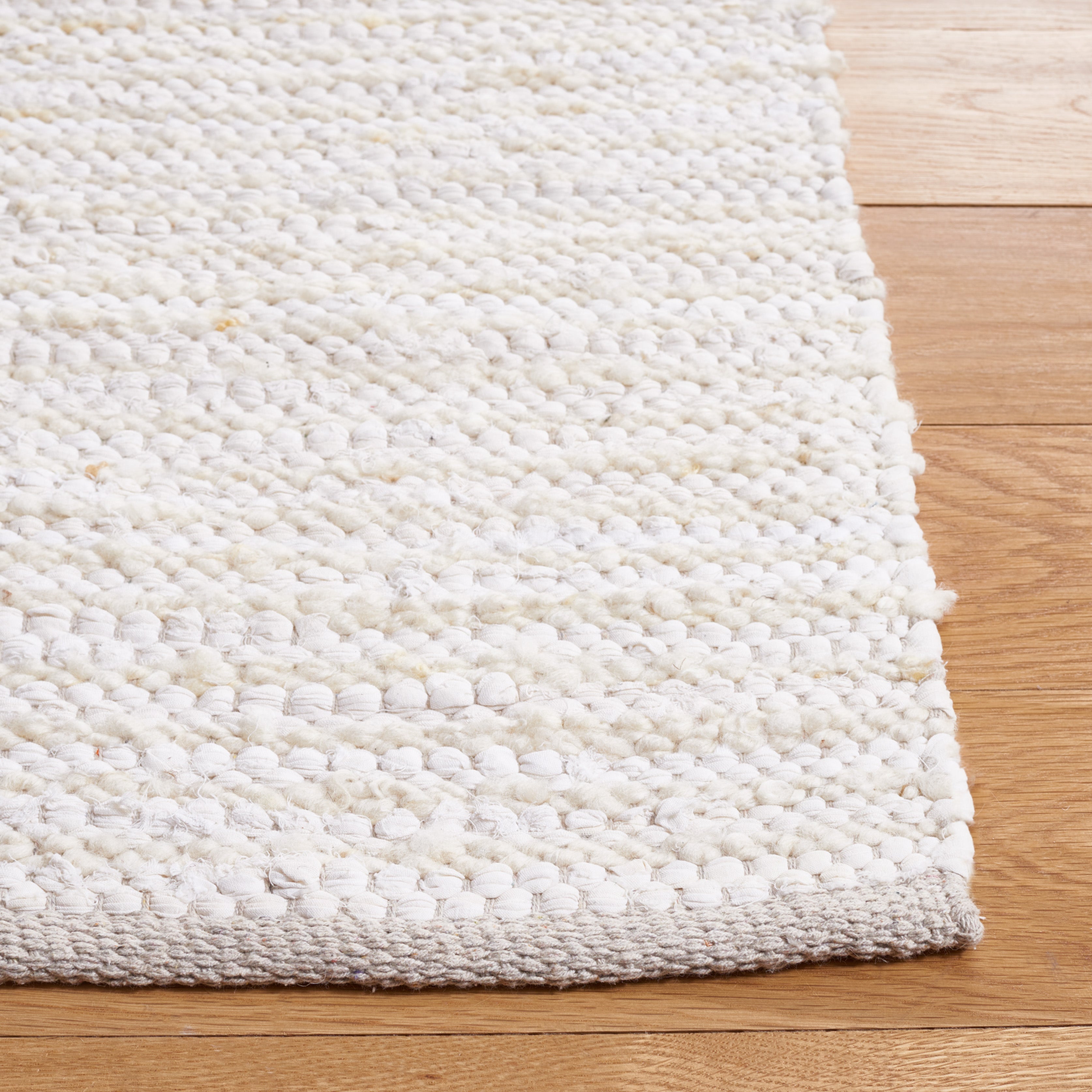 IVORY / BEIGE