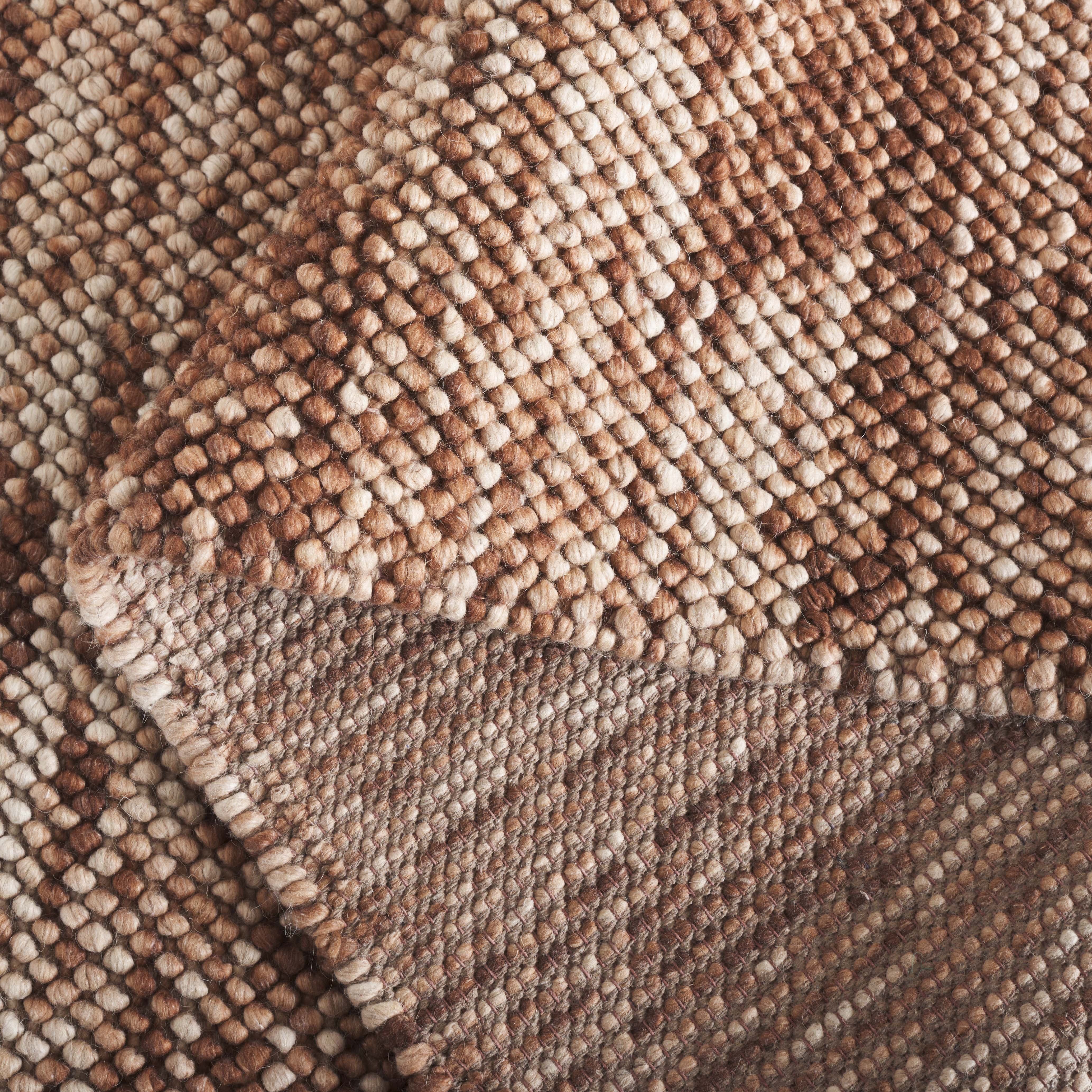 RUST / BROWN