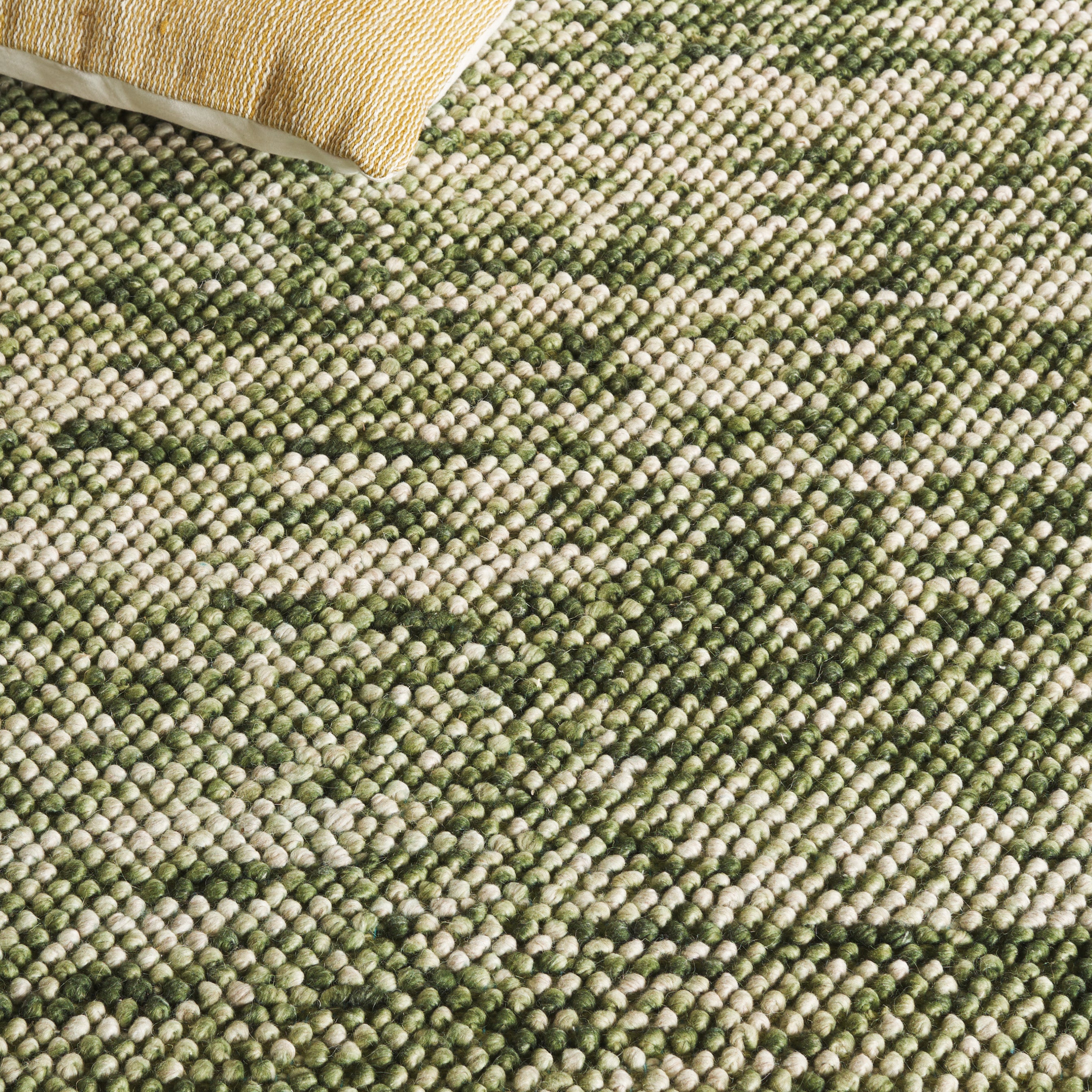 GREEN / IVORY