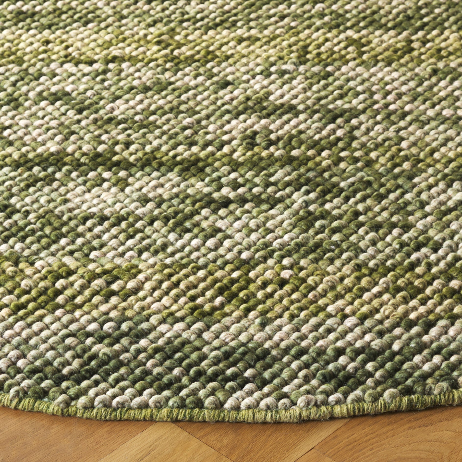 GREEN / IVORY