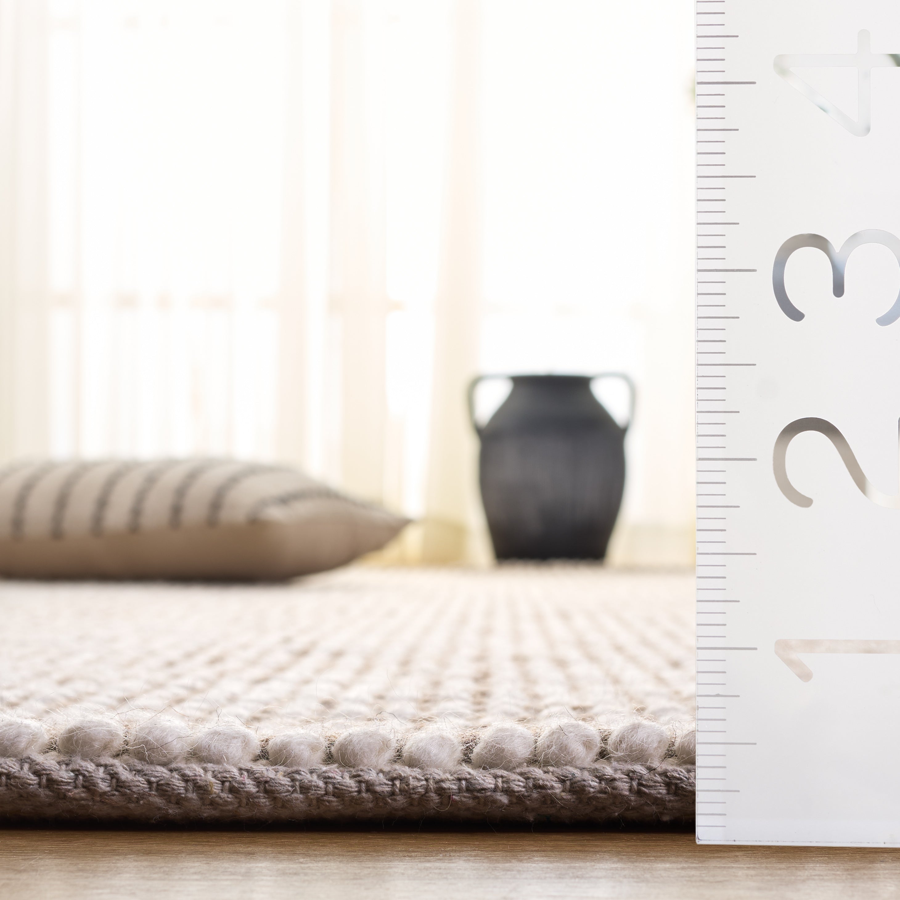 IVORY / BROWN