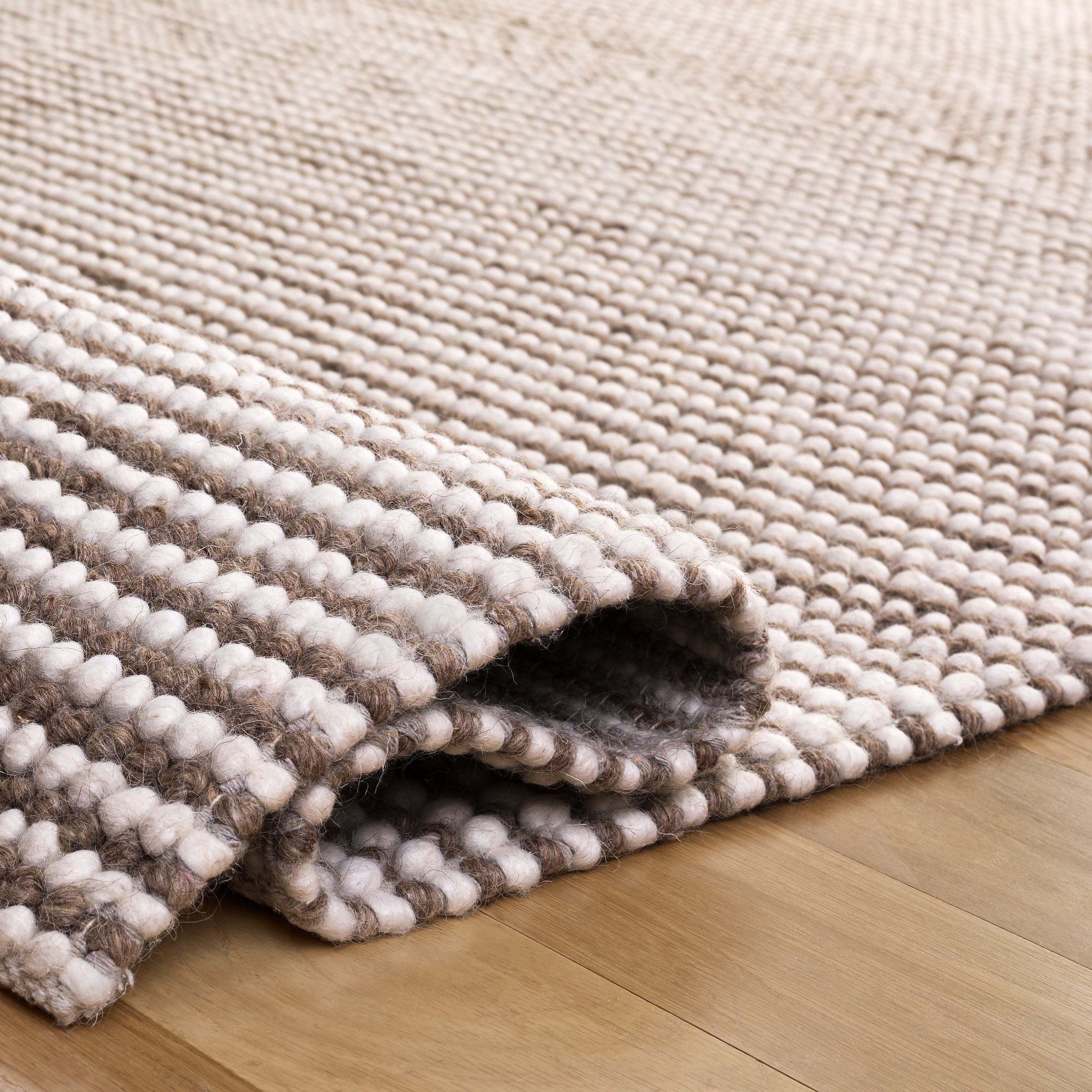 IVORY / BROWN