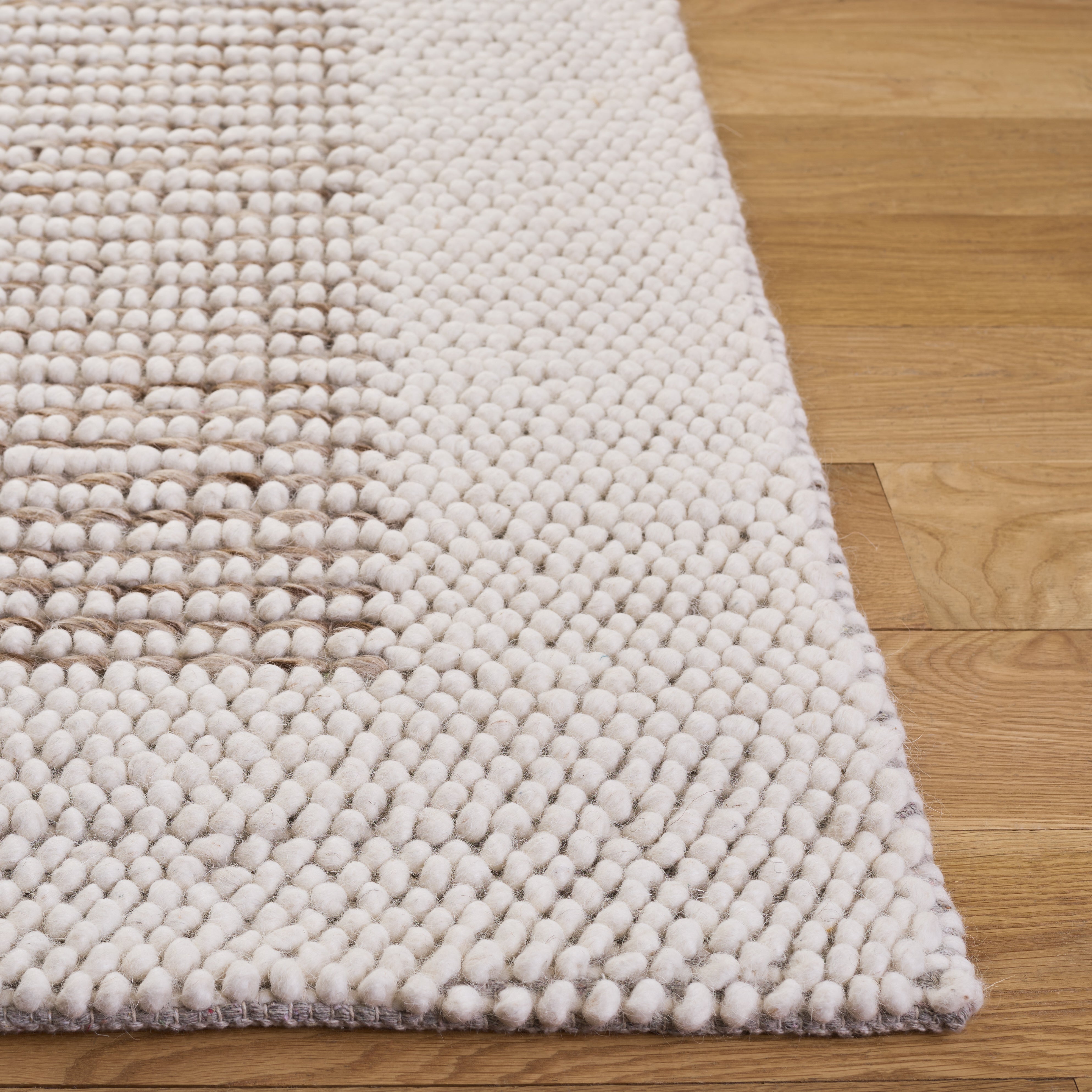IVORY / BROWN