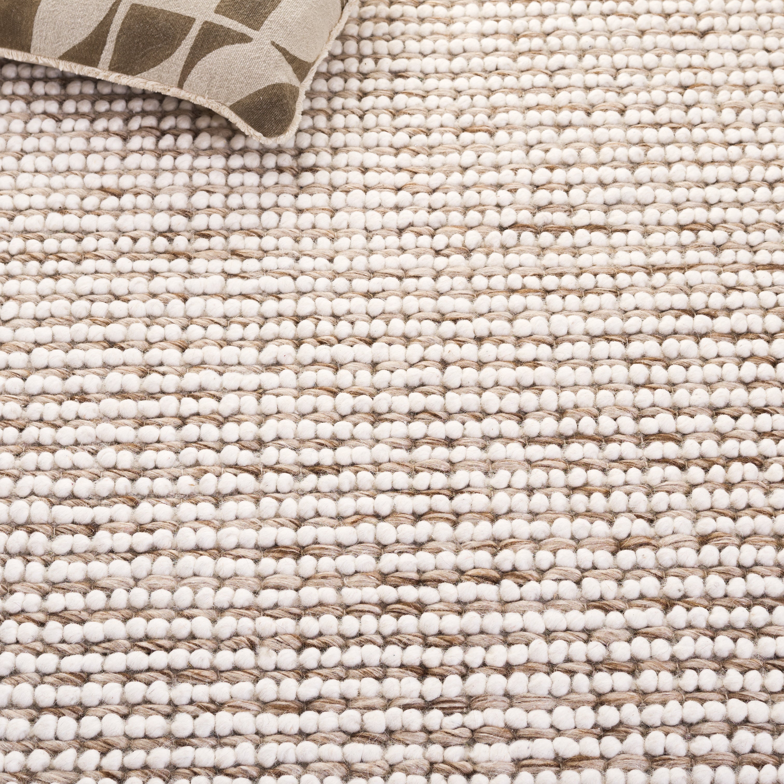 IVORY / BROWN