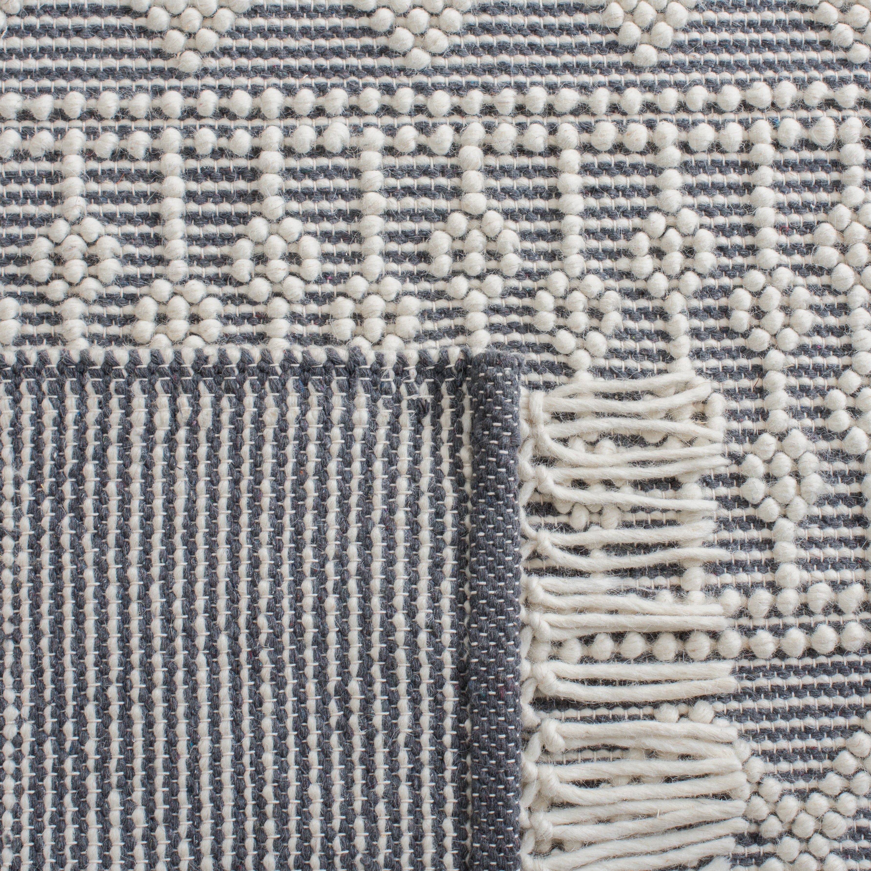 IVORY / GREY