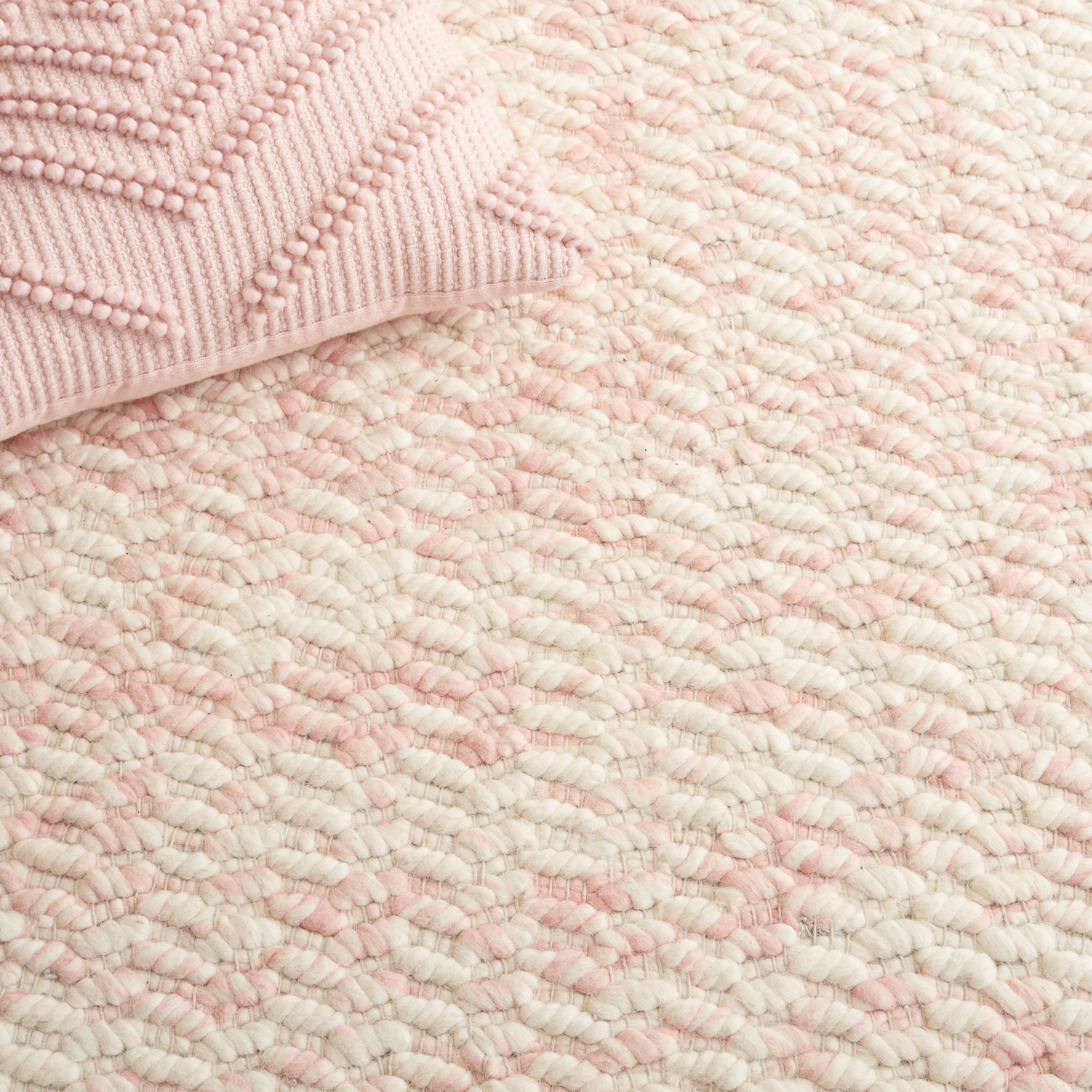 IVORY / PINK