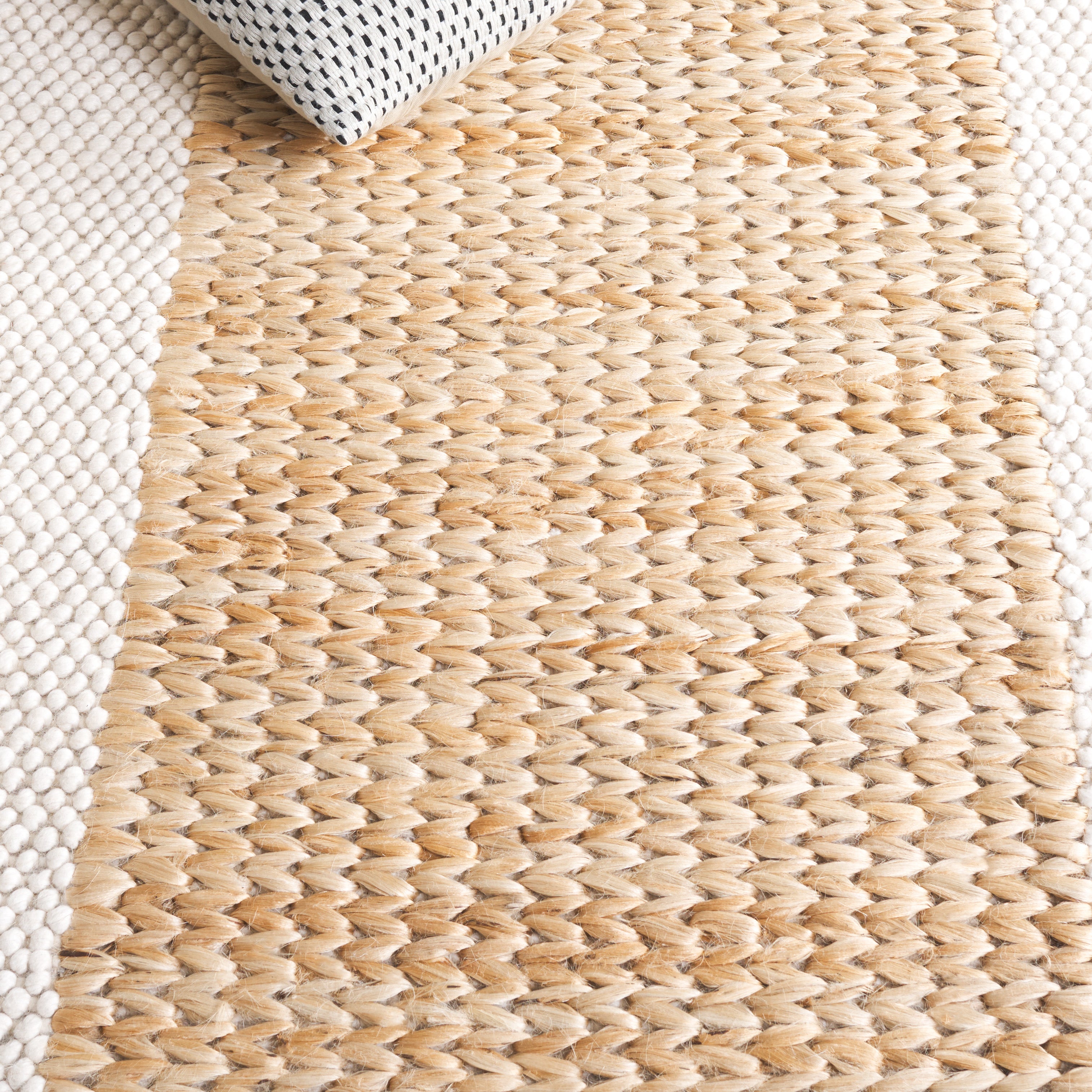 NATURAL / IVORY