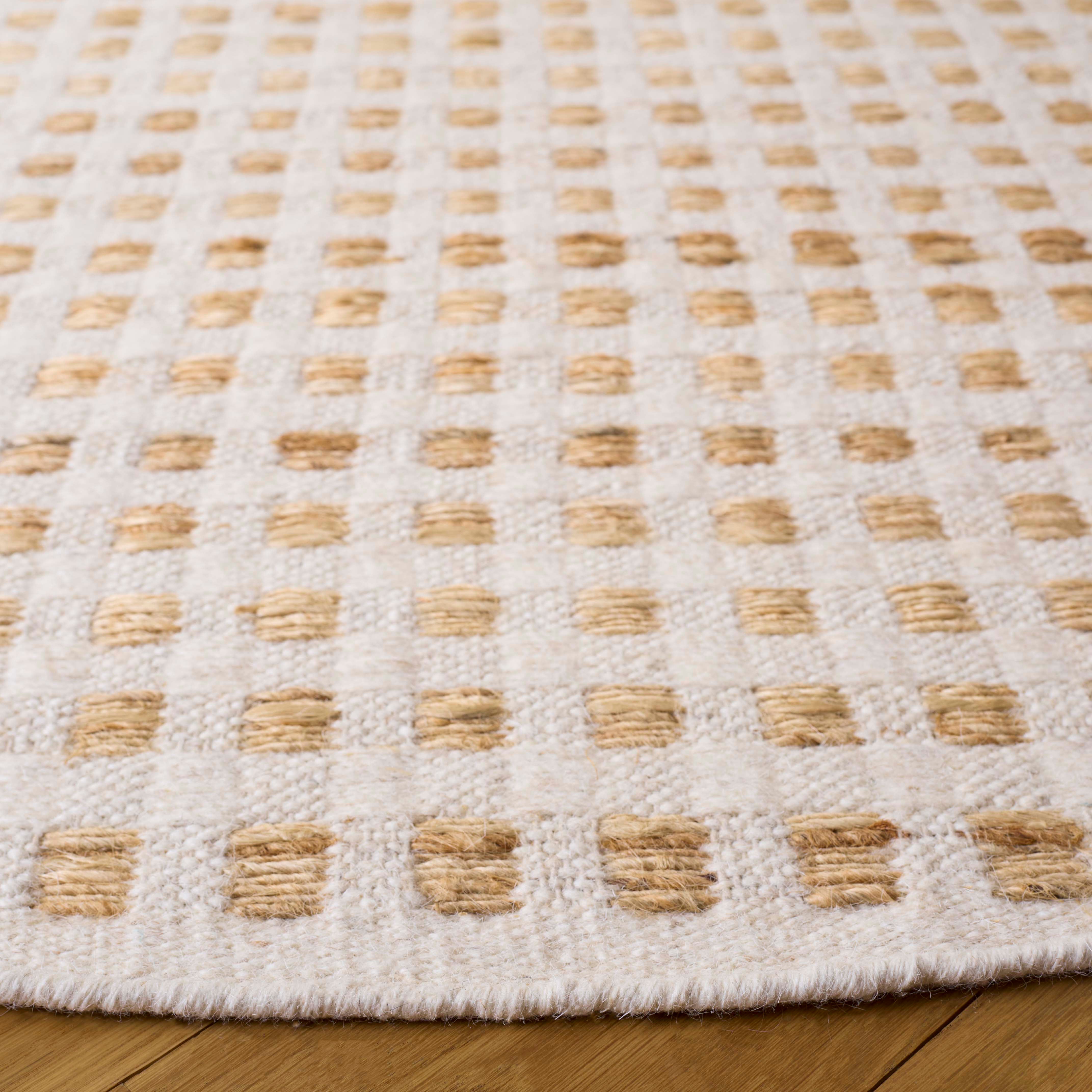 NATURAL / IVORY