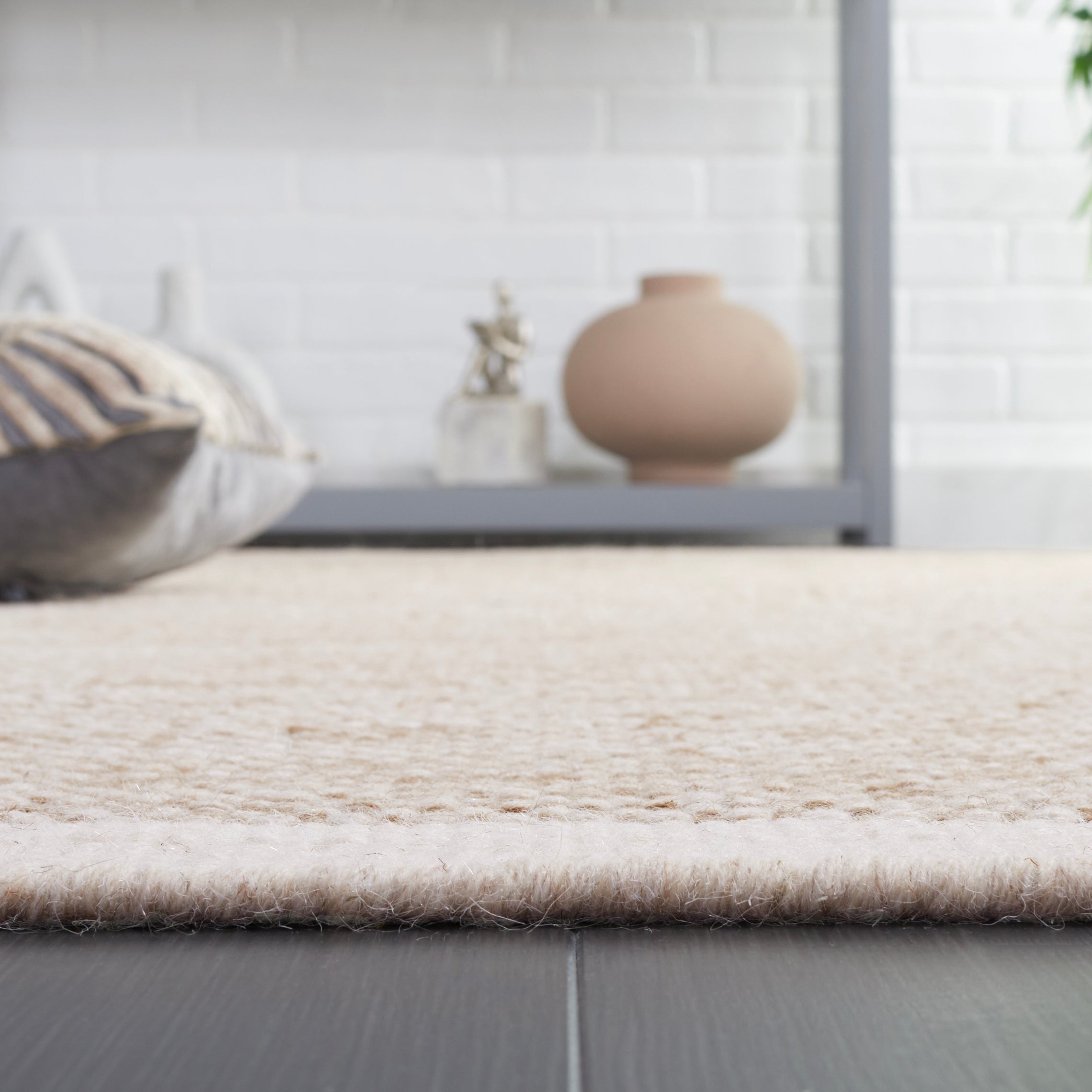 TAUPE / IVORY