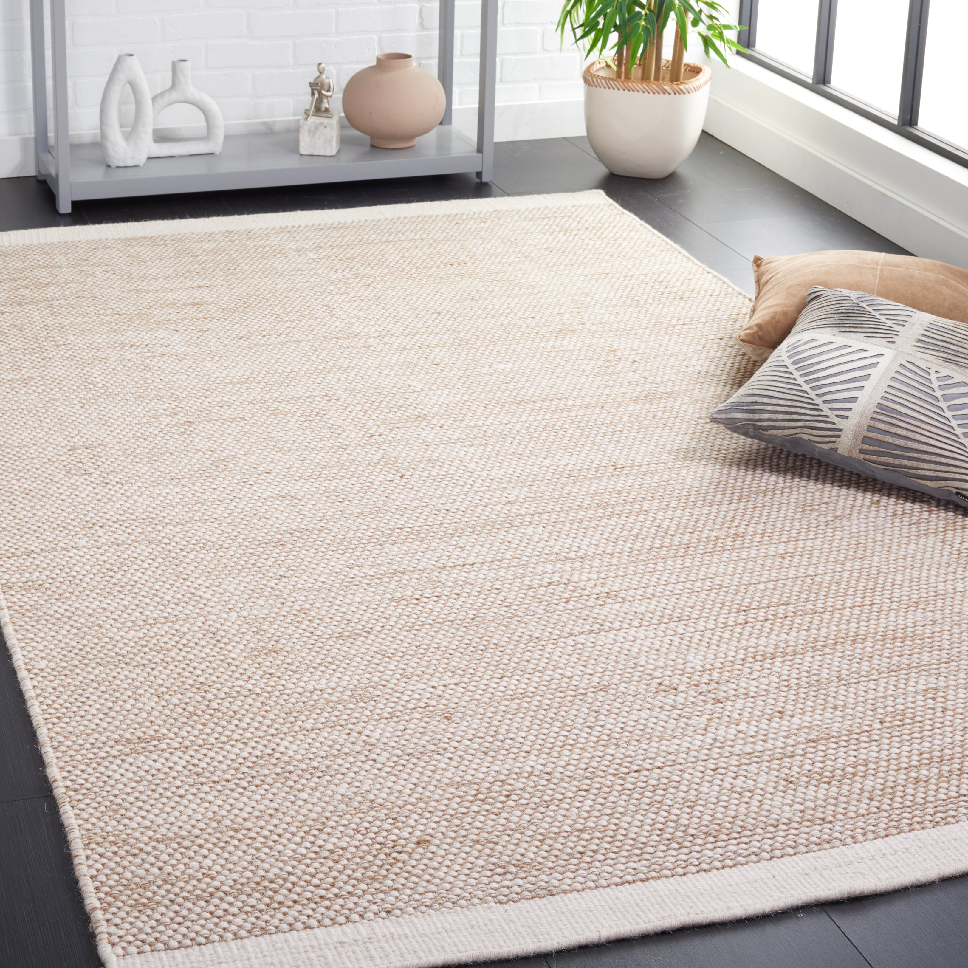 TAUPE / IVORY