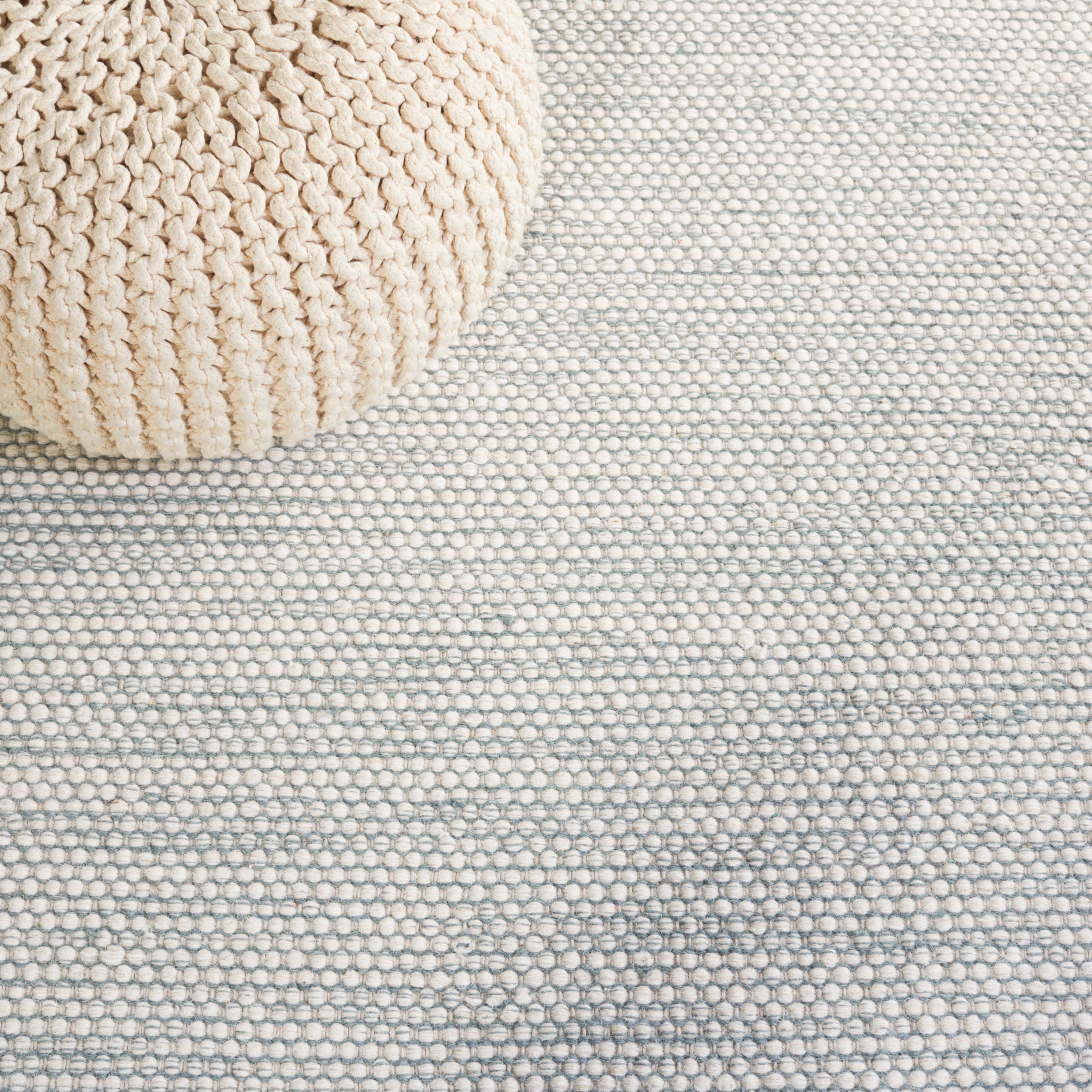 LIGHT BLUE / IVORY