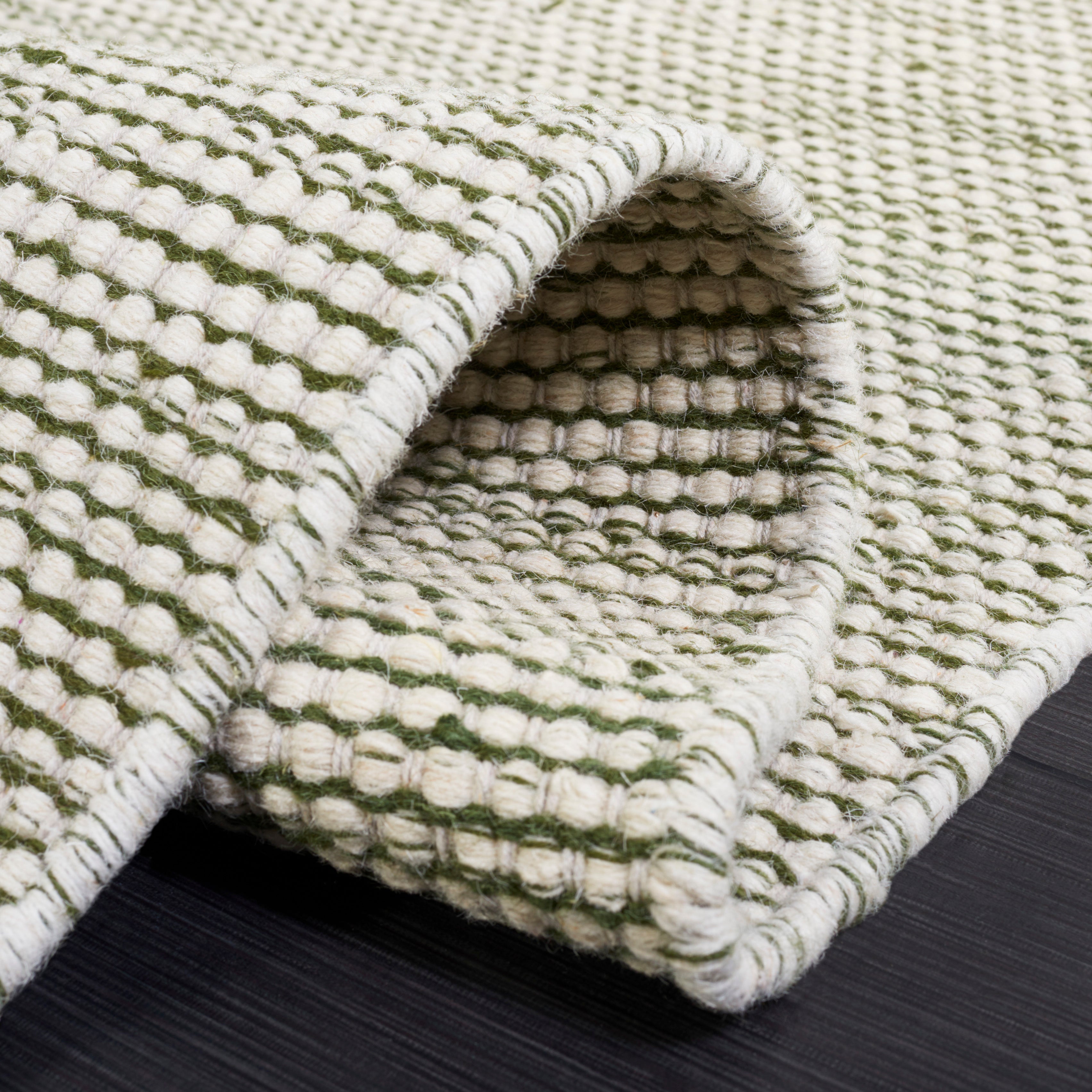 GREEN / IVORY