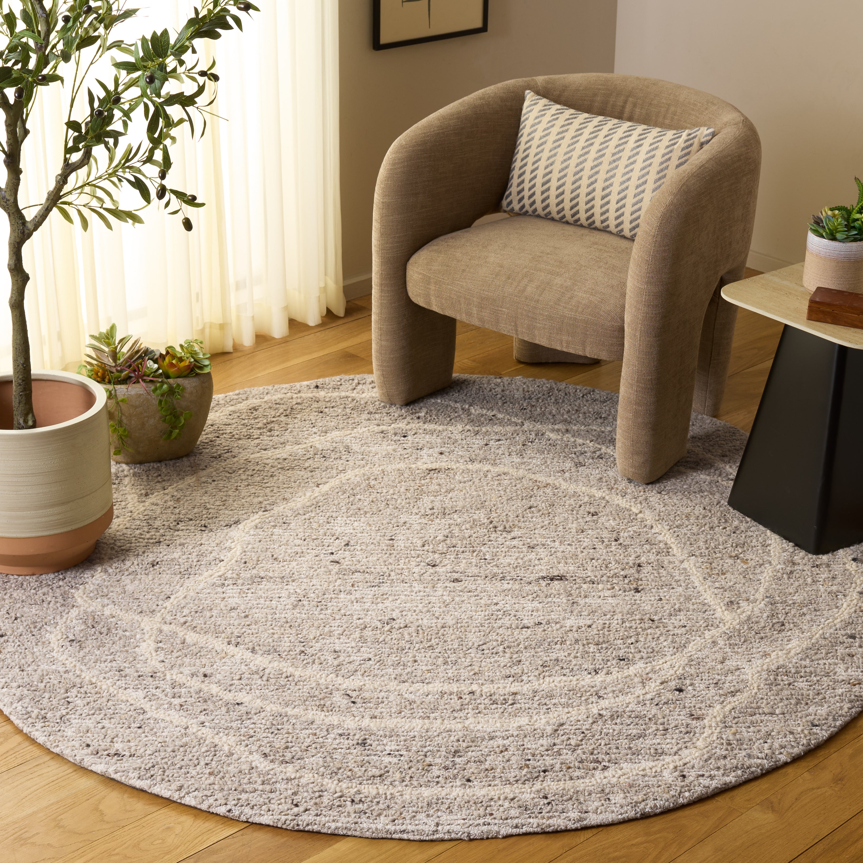 IVORY / BEIGE