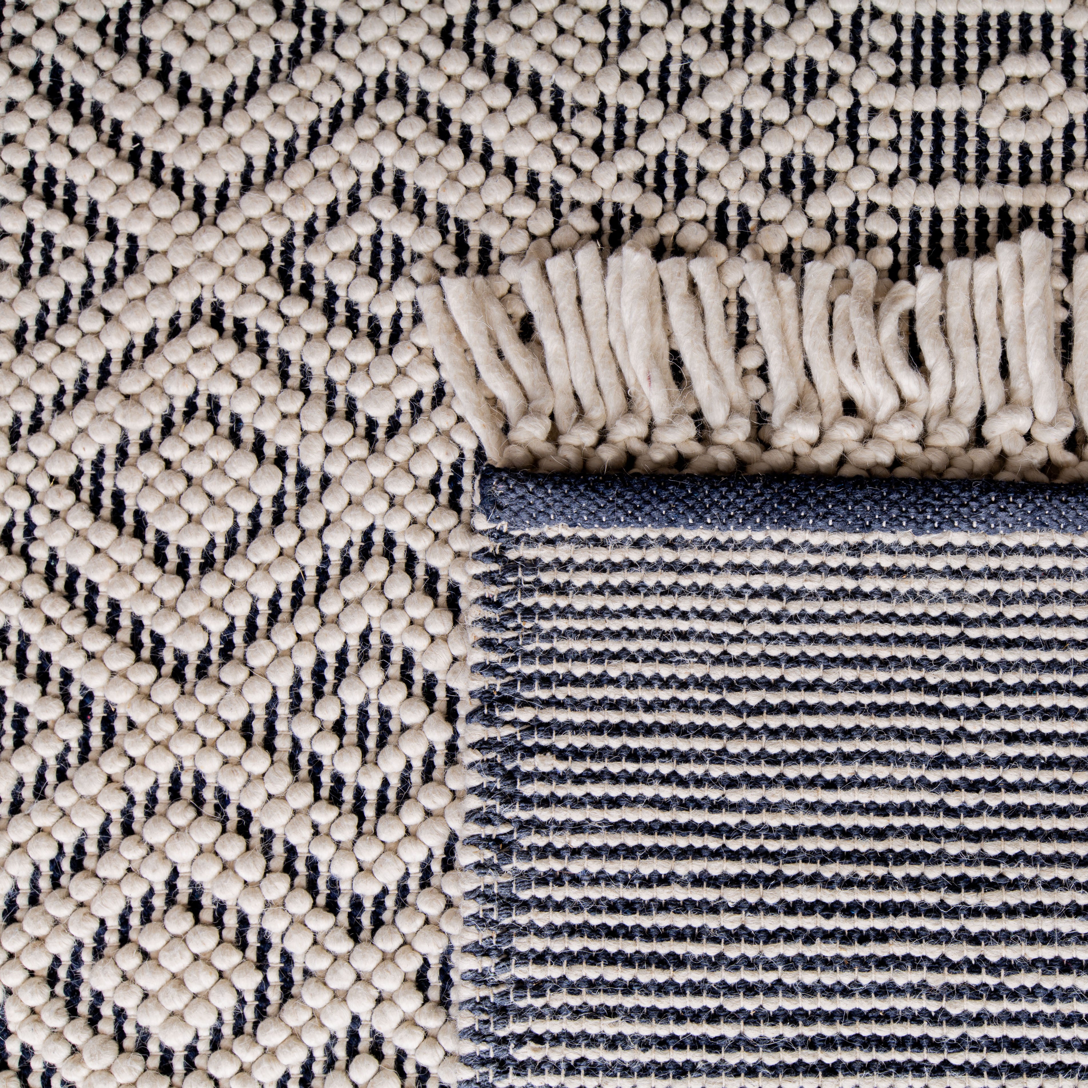 IVORY / NAVY